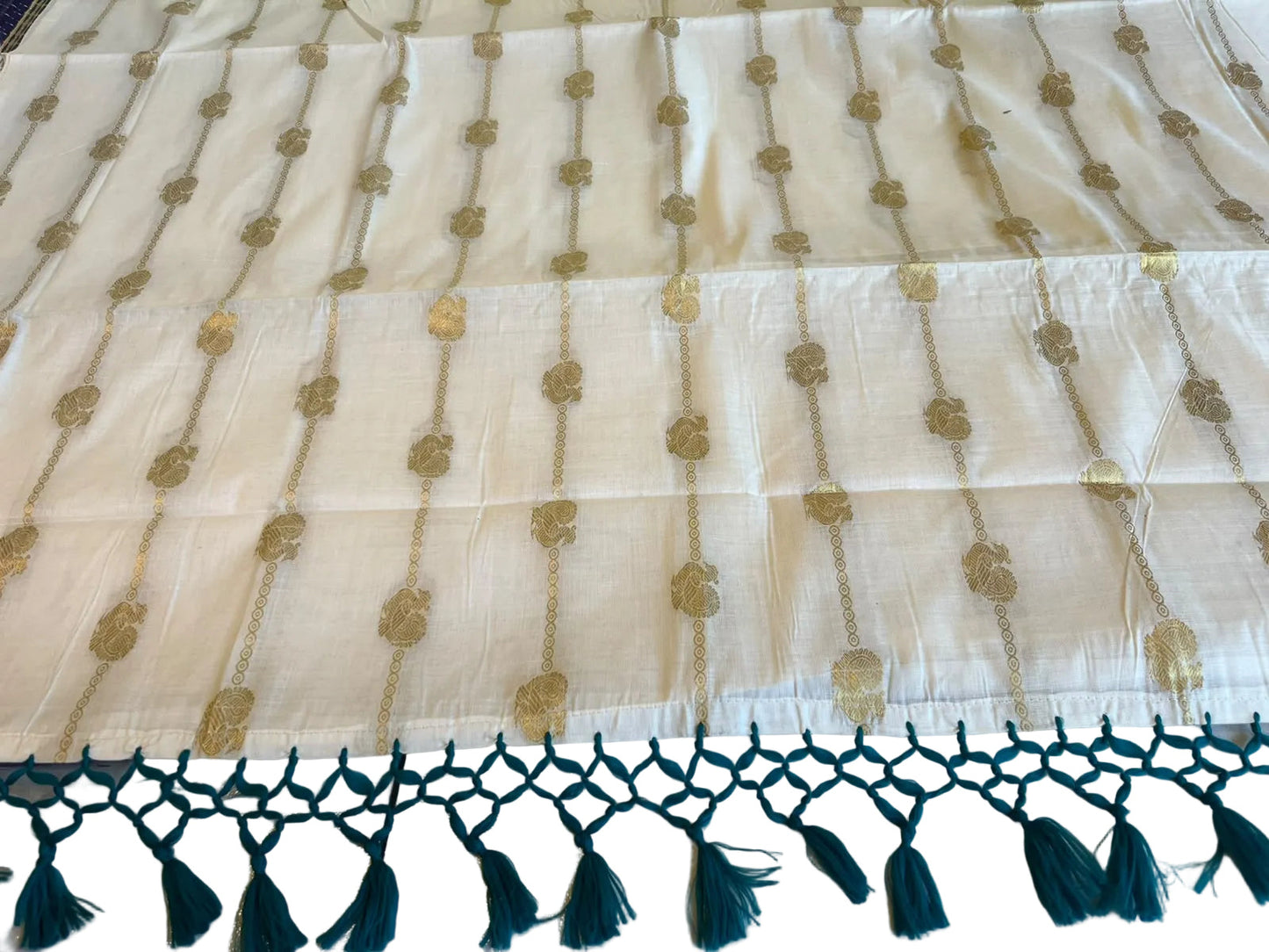 Southloom Kerala Cotton Peacock Design Saree With Turquoise Blue Tassels SL534