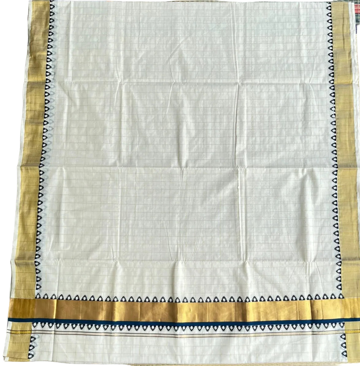 Kerala Cotton Check Saree With Temple Design And Golden Kasavu  SL545