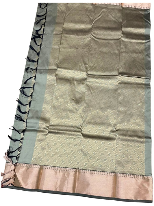Southloom Silk Saree with Plain Body And Paisley Border in Green