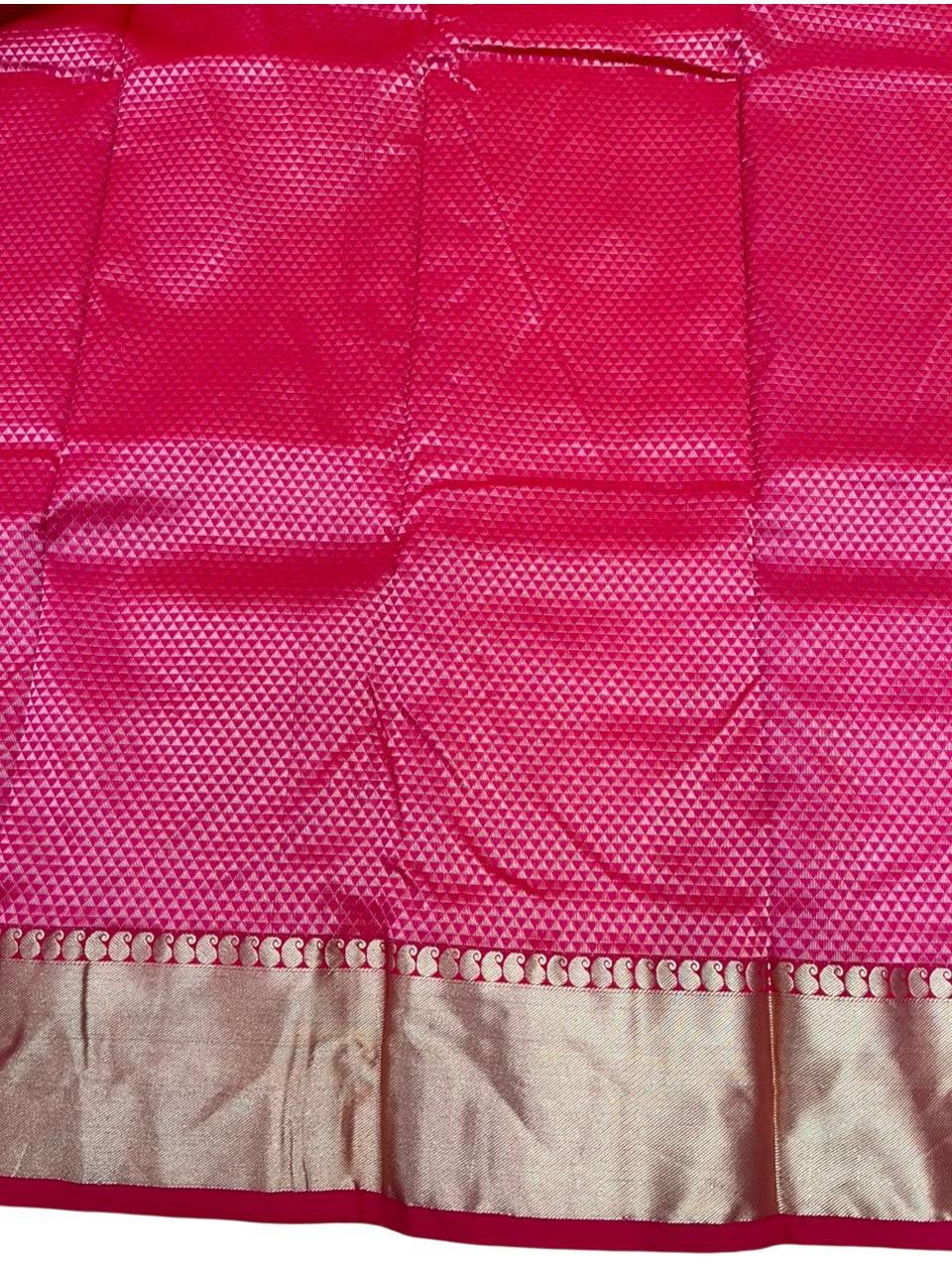 Southloom Silk Saree with Plain Body And Paisley Border in Pink SL552