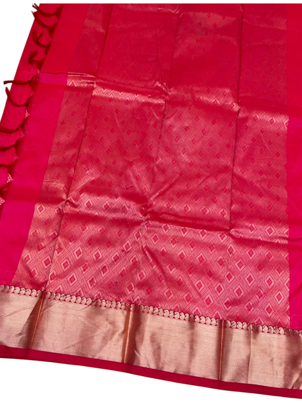 Southloom Silk Saree with Plain Body And Paisley Border in Peachish Red SL552
