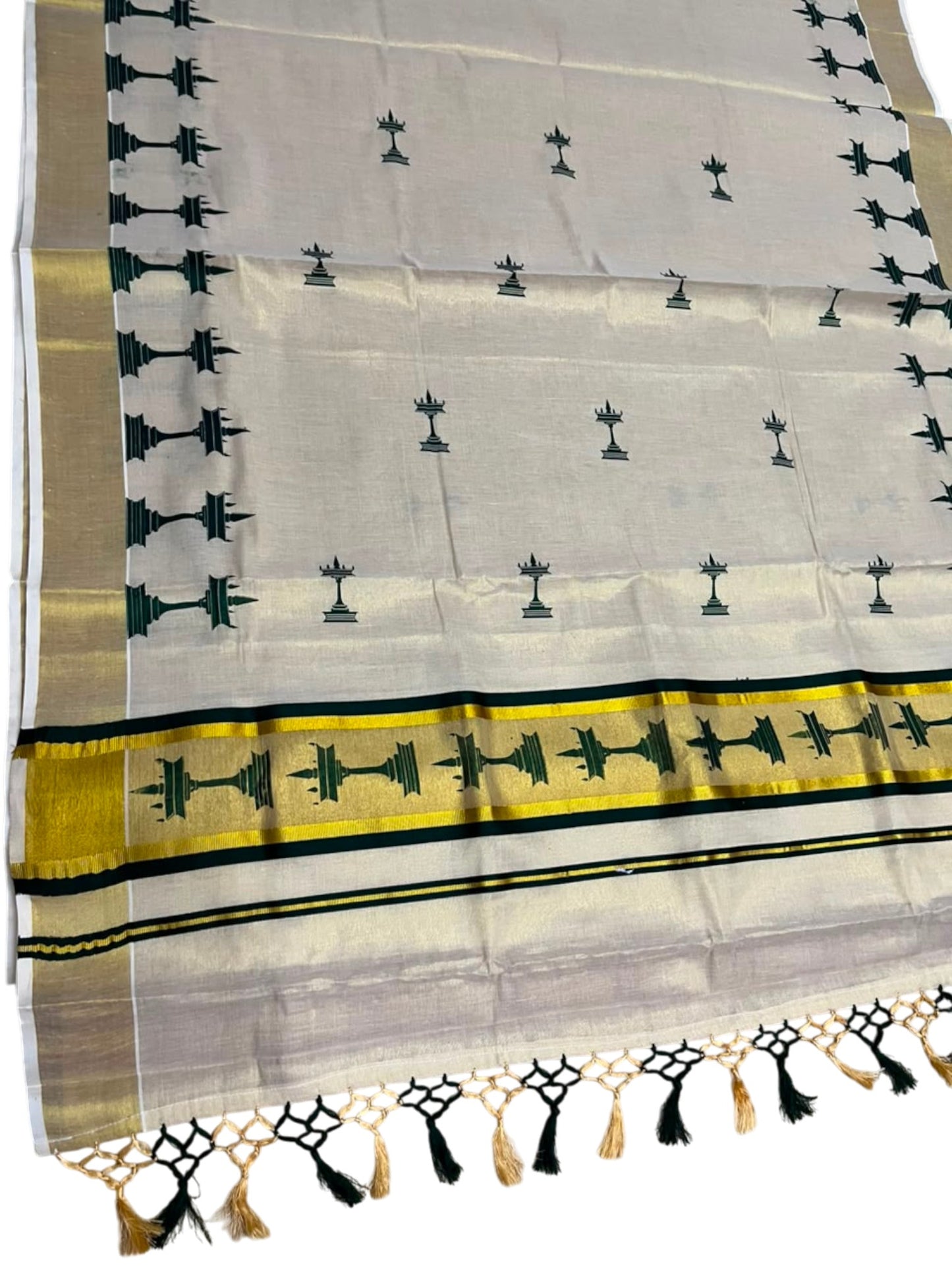 Southloom Kerala Tissue Saree with Nilavilakku Digital Print Design in Green SL568
