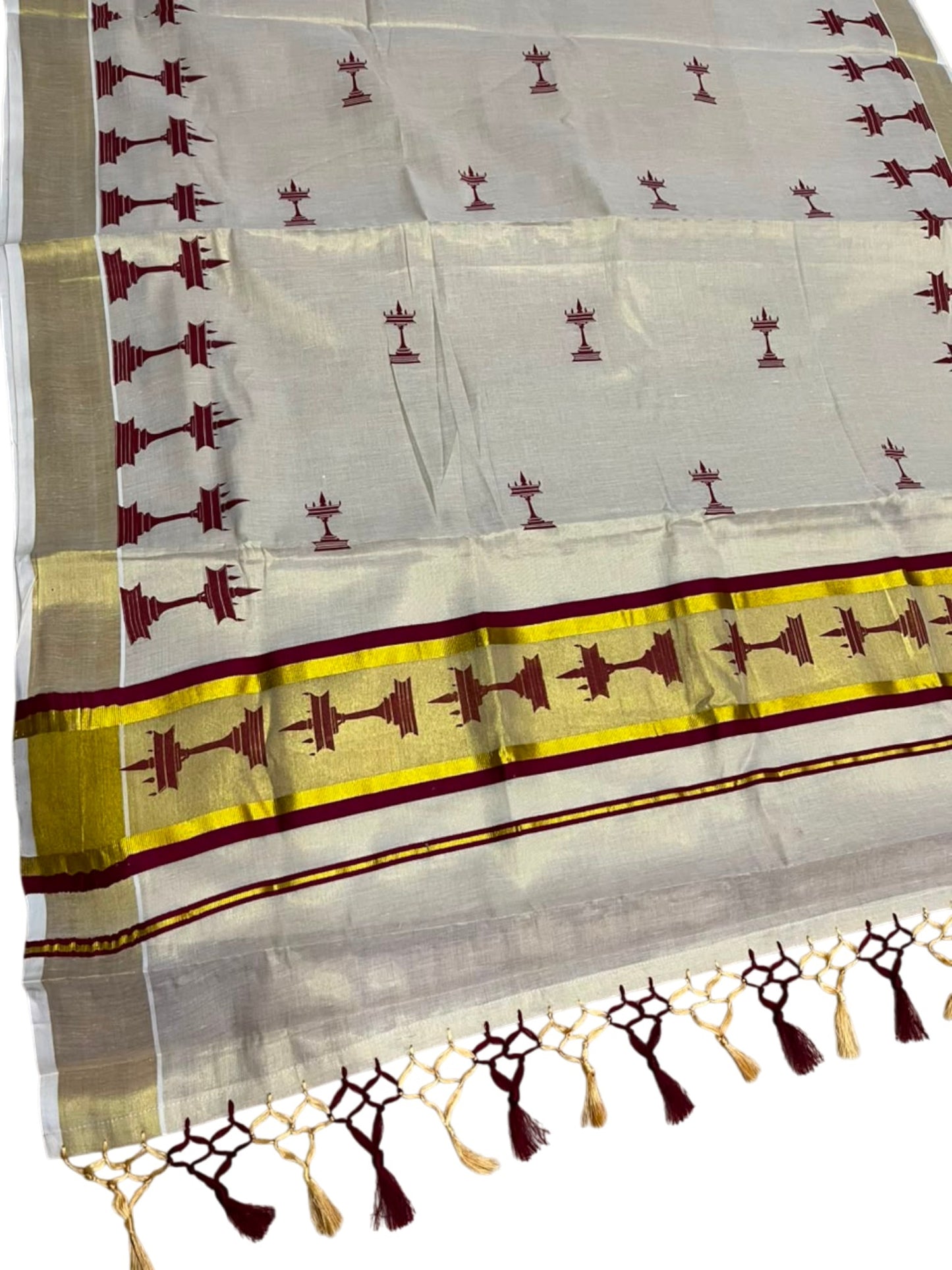 Southloom Kerala Tissue Saree with Nilavilakku Digital Print Design in Maroon SL568