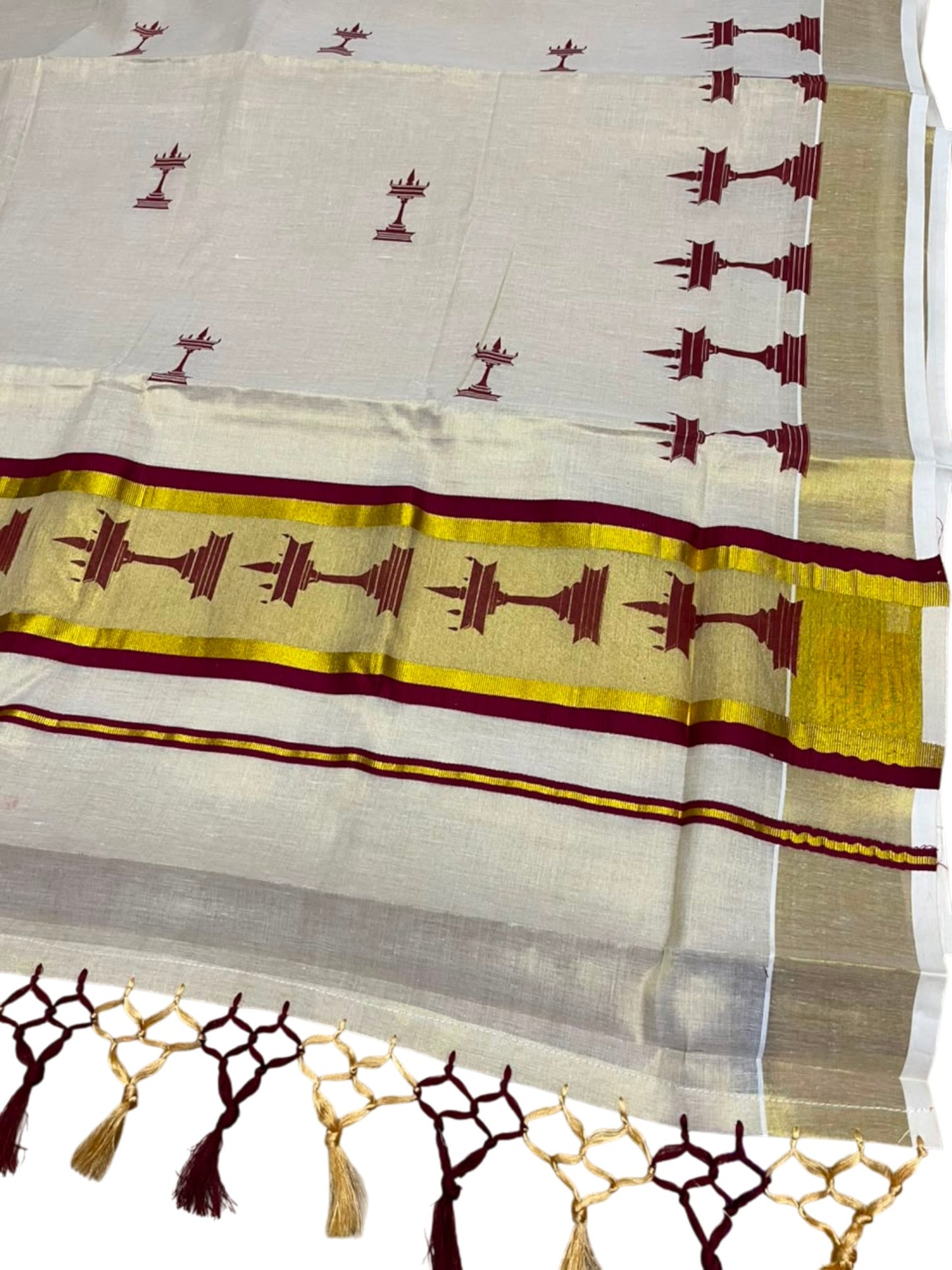 Southloom Kerala Tissue Saree with Nilavilakku Digital Print Design in Maroon SL568
