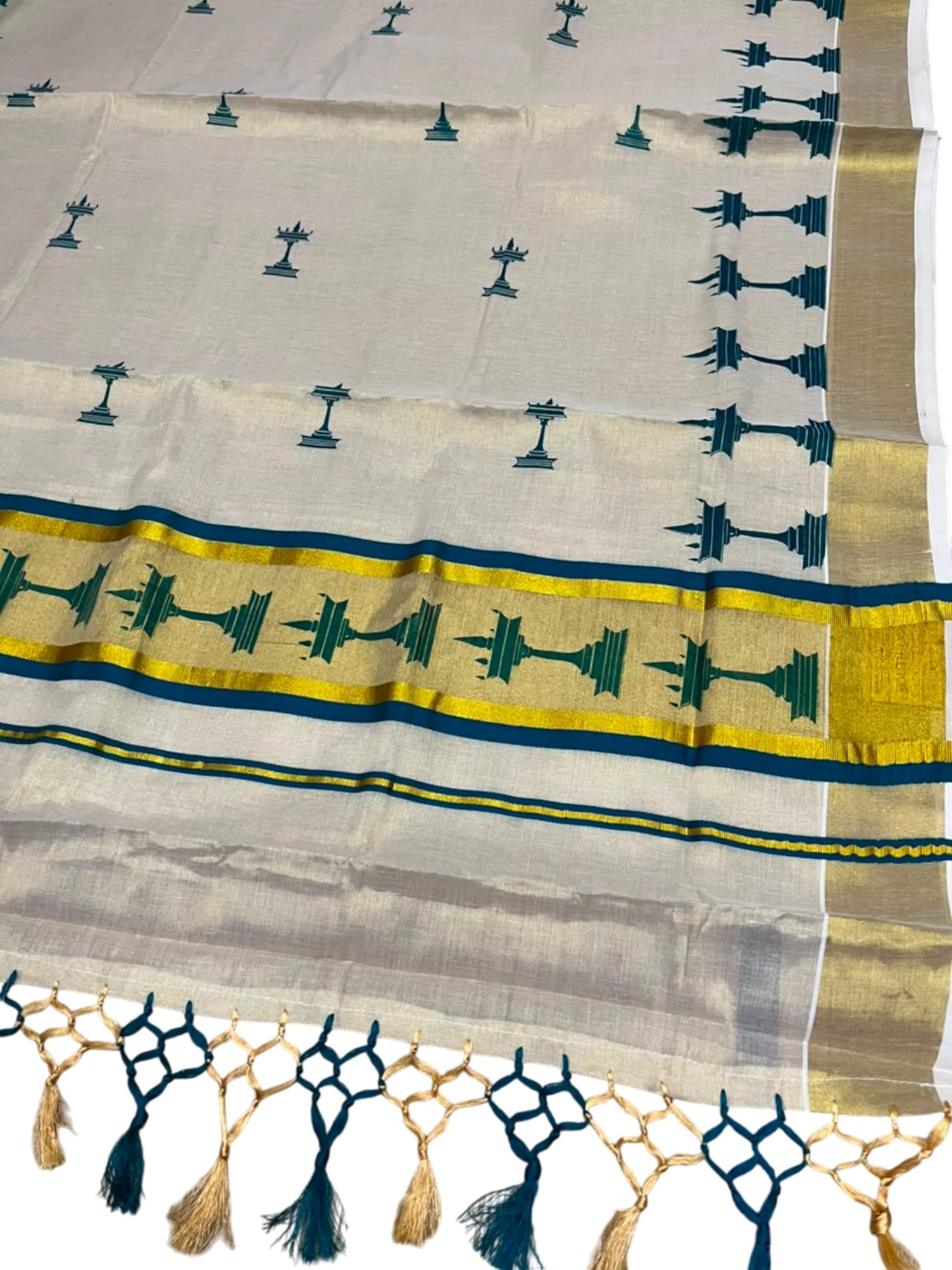 Southloom Kerala Tissue Saree with Nilavilakku Digital Print Design in Peacock Blue SL568