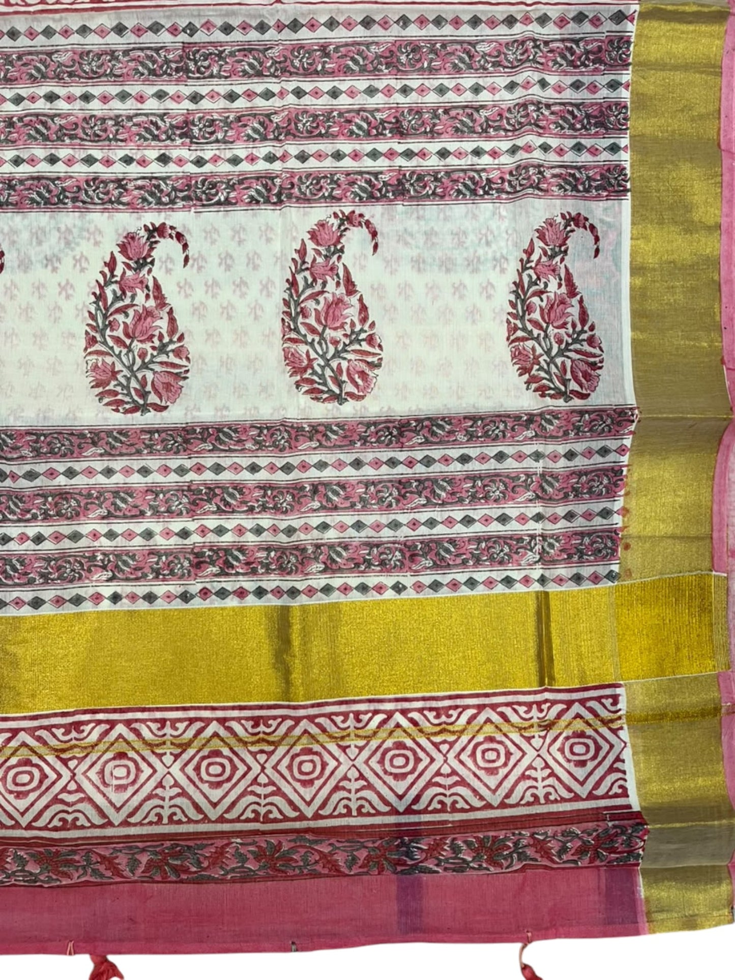 Southloom Cotton Kerala Kasavu Saree with Jaipur Block Printed on Body And Borders in Red SL561
