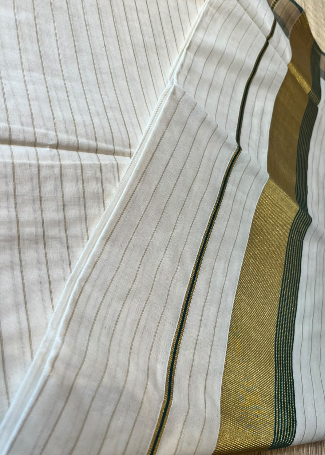 Kerala Cotton Kasavu Saree with Lines