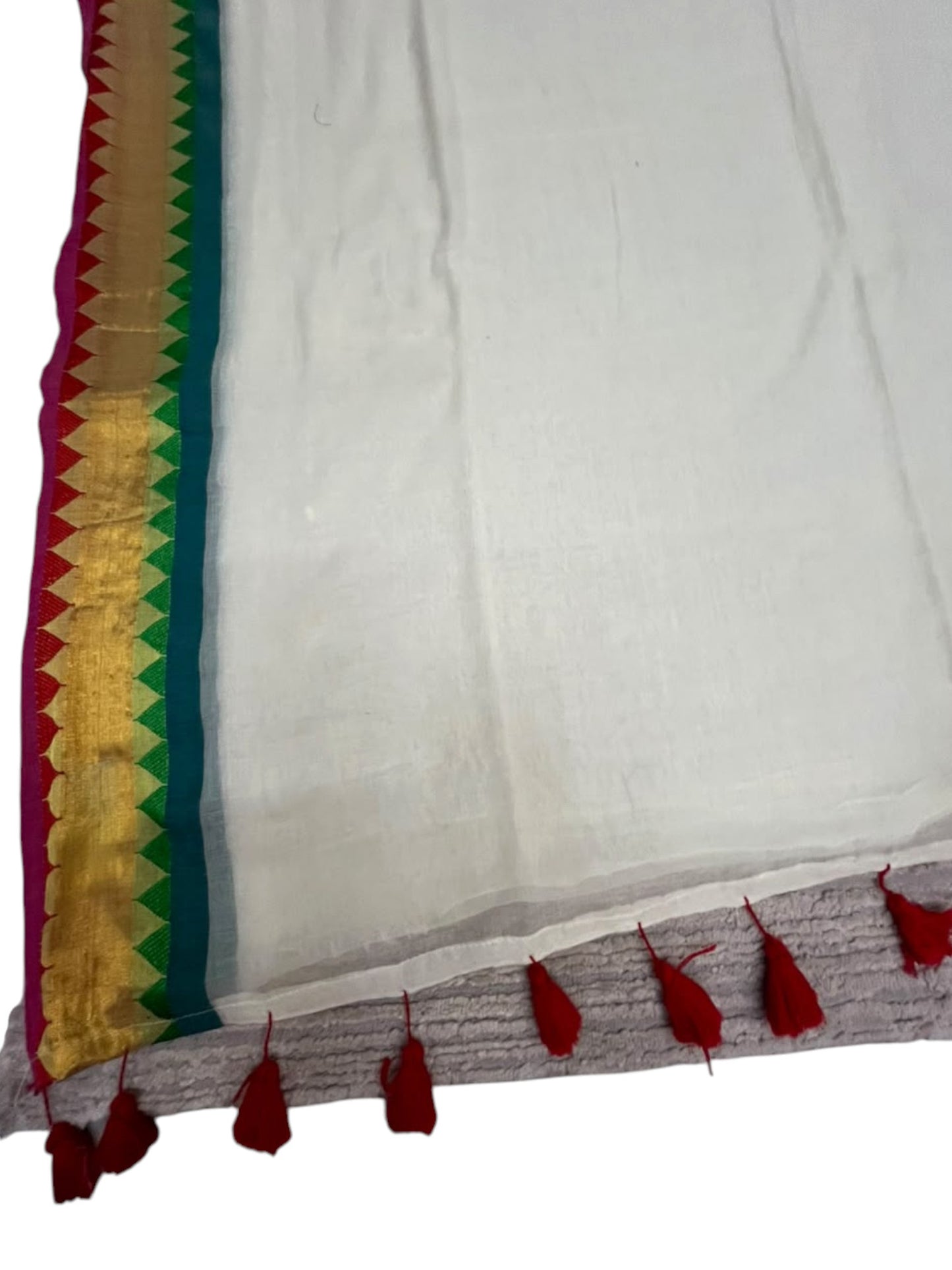 Southloom Mul Cotton 120 x 120 Soft Fabric Saree with Red& Green in Border SL215