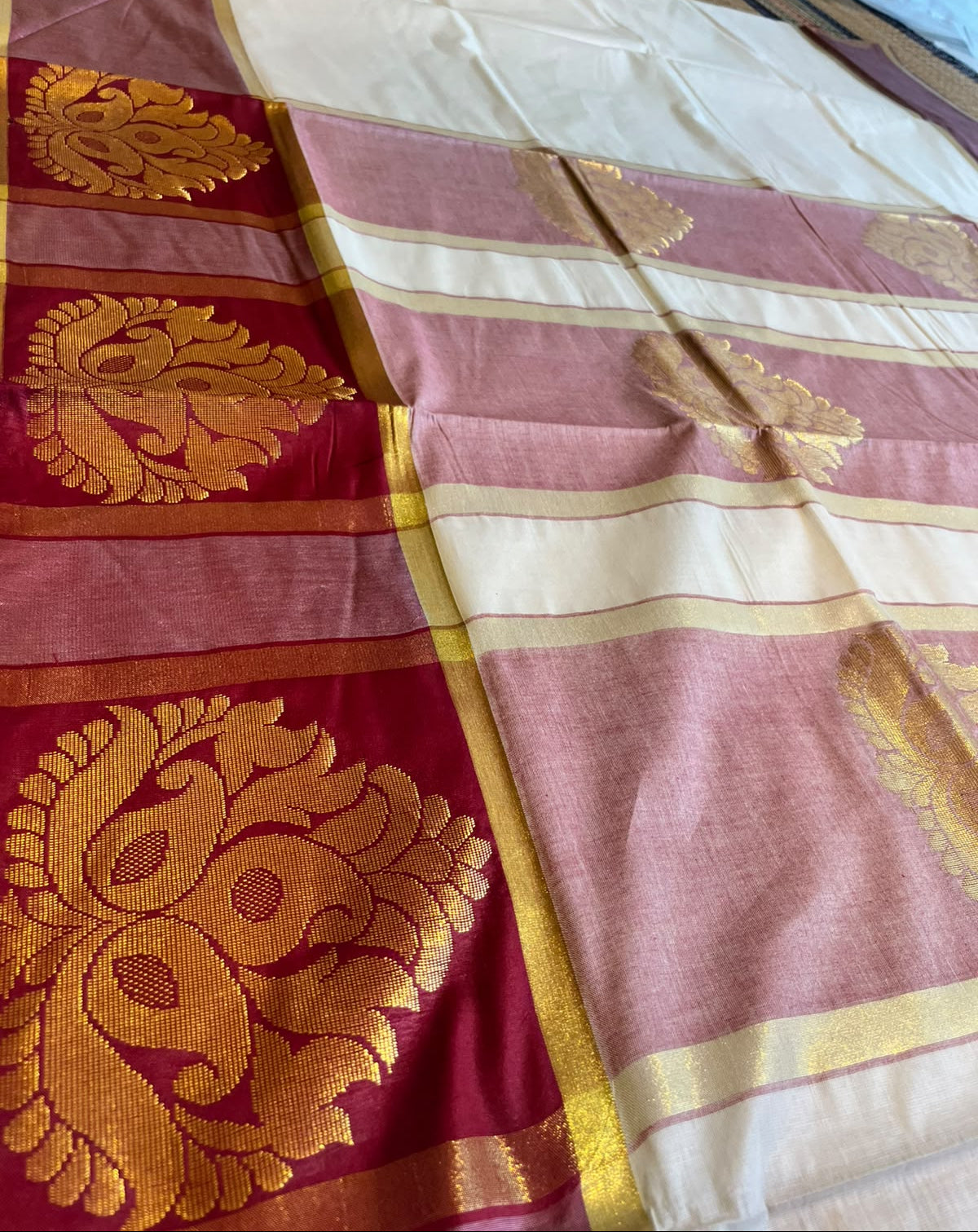 Southloom Kerala Cotton Saree with Maroon Borders SL620