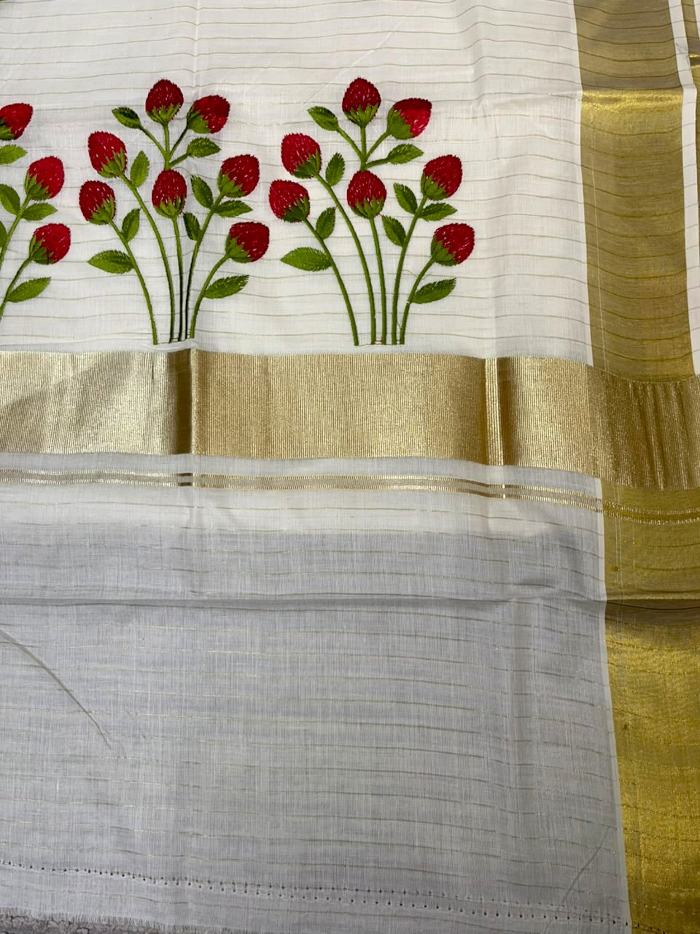 Southloom Kerala Cotton Kasavu Stripes Saree with Floral Embroidery Design in Red And Green