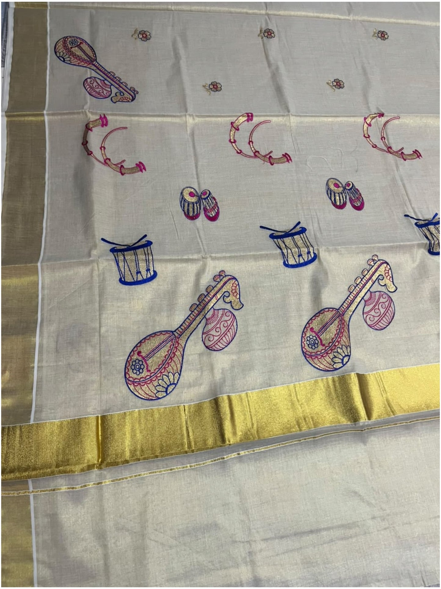Southloom Kerala Tissue Blue&Pink Veena Embroidery Saree SL302