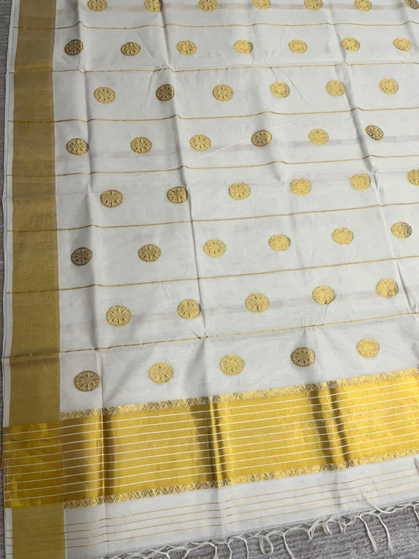 Southloom Super Premium Balaramapuram Handloom Cotton Saree With Golden Butta Works on Body And Borders