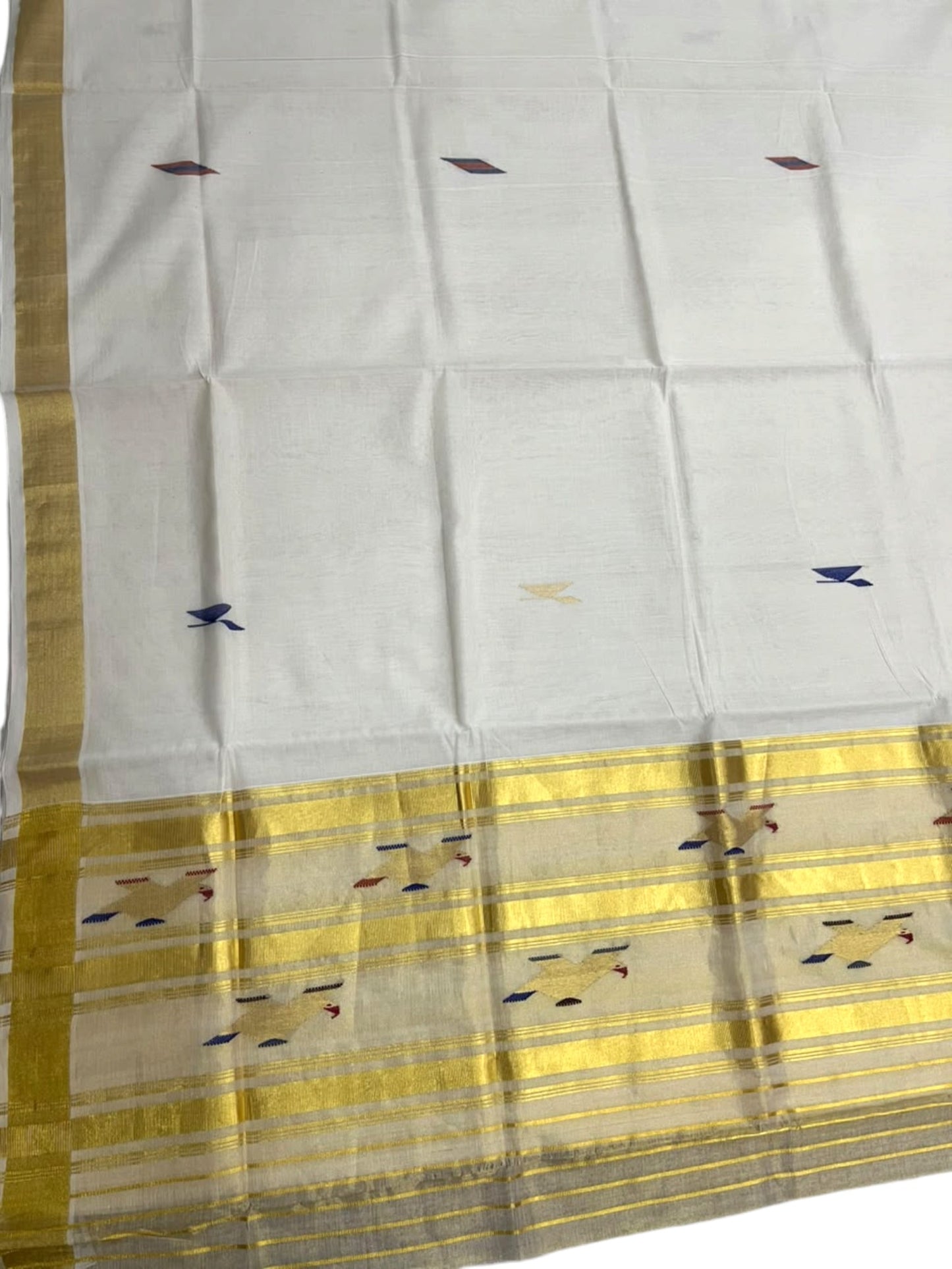 Southloom Super Premium Balaramapuram Handloom Cotton Saree With Golden Woven Works on Body and Borders