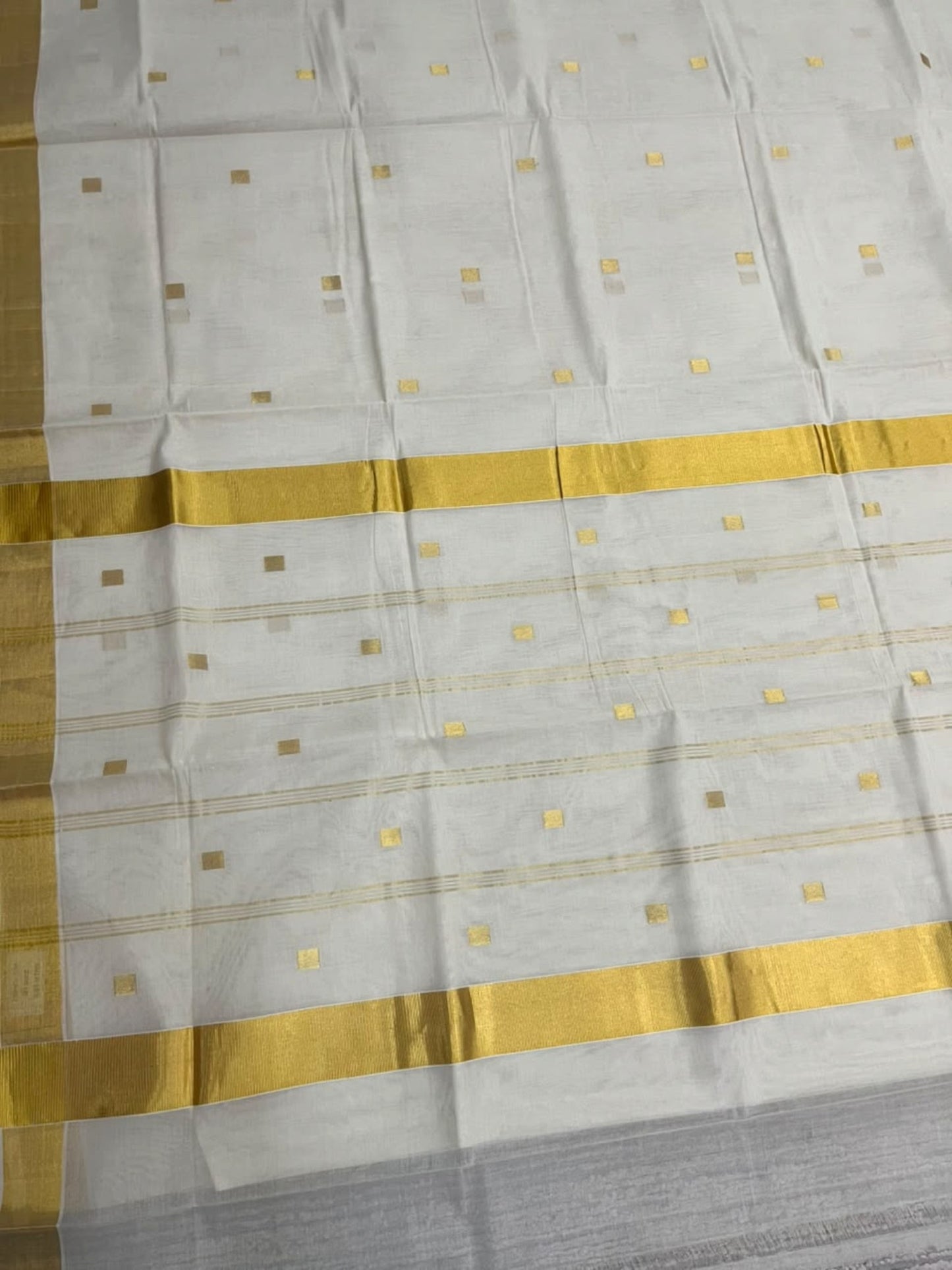 Southloom Super Premium Balaramapuram Handloom Cotton Stripes Saree With Golden Butta Works on Body and Borders