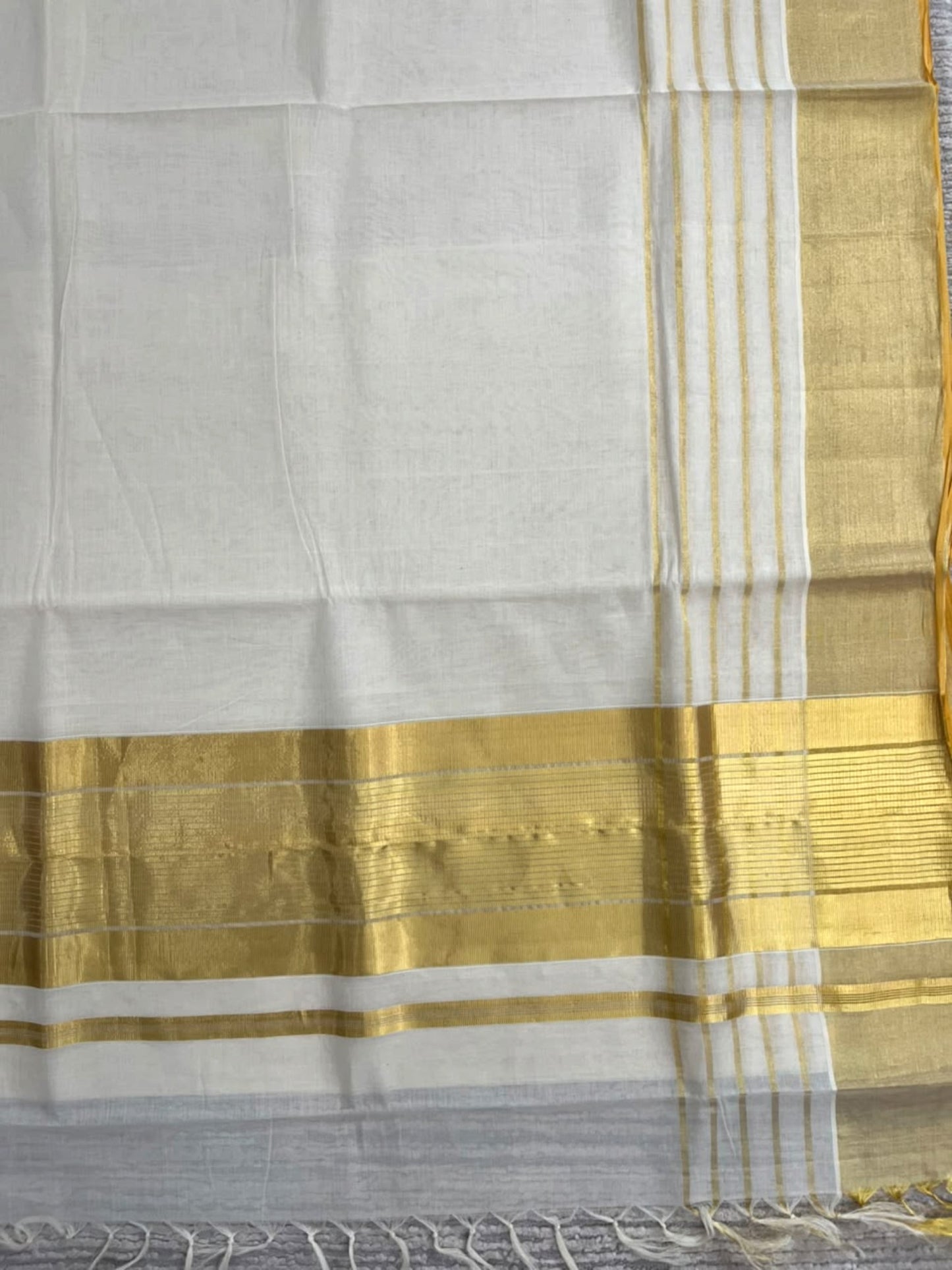 Southloom Super Premium Balaramapuram Handloom Cotton Saree With Golden Zari Works on Borders