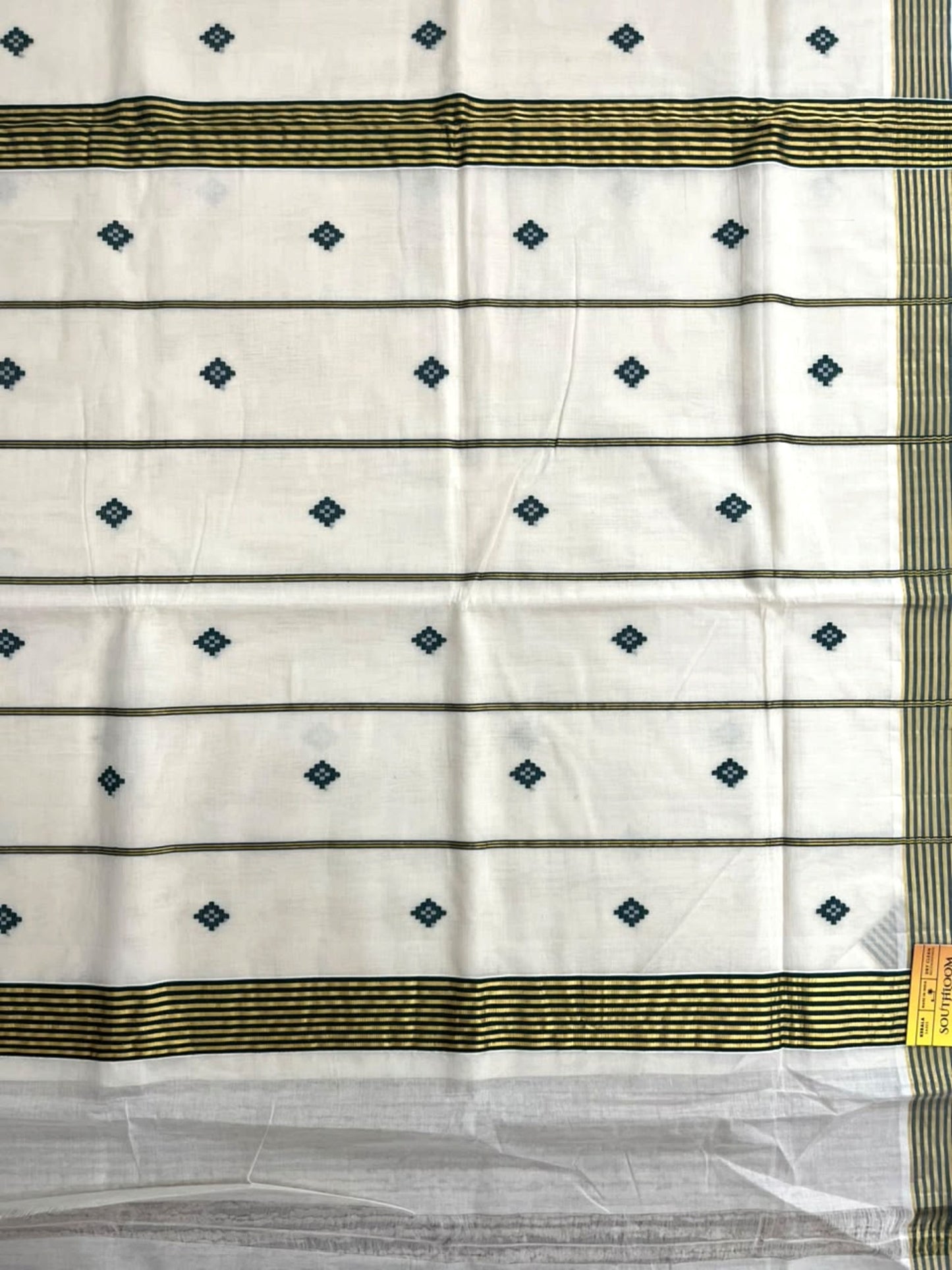 Southloom Super Premium Balaramapuram Handloom Cotton Saree with Green Butta Work on Body on Border