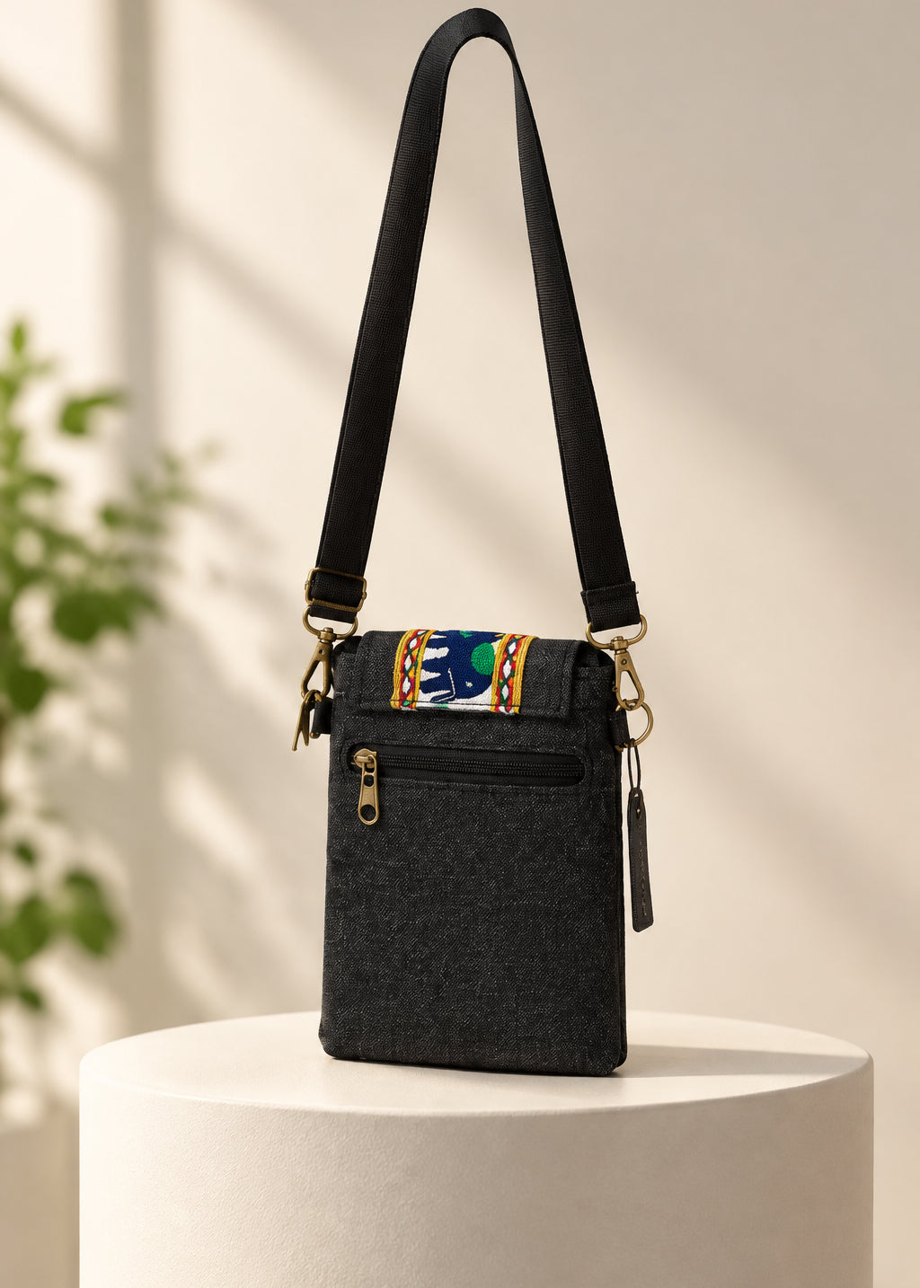 Southloom Sling Bag SLPOUCH