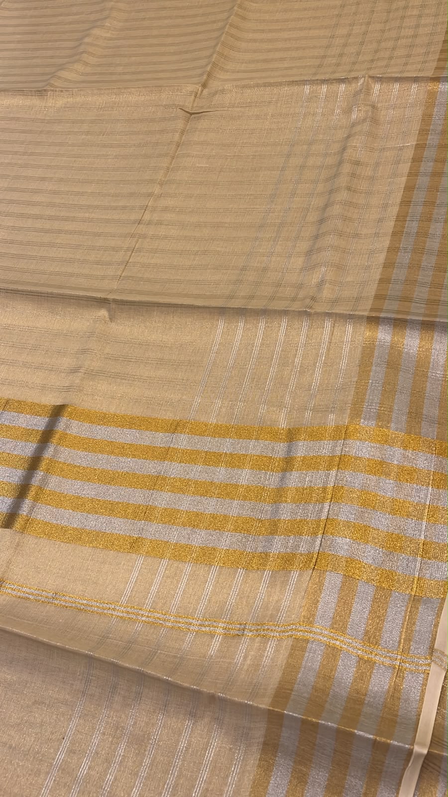 Southloom Kerala TIssue Kasavu  Check Saree With Gold and Silver Boders