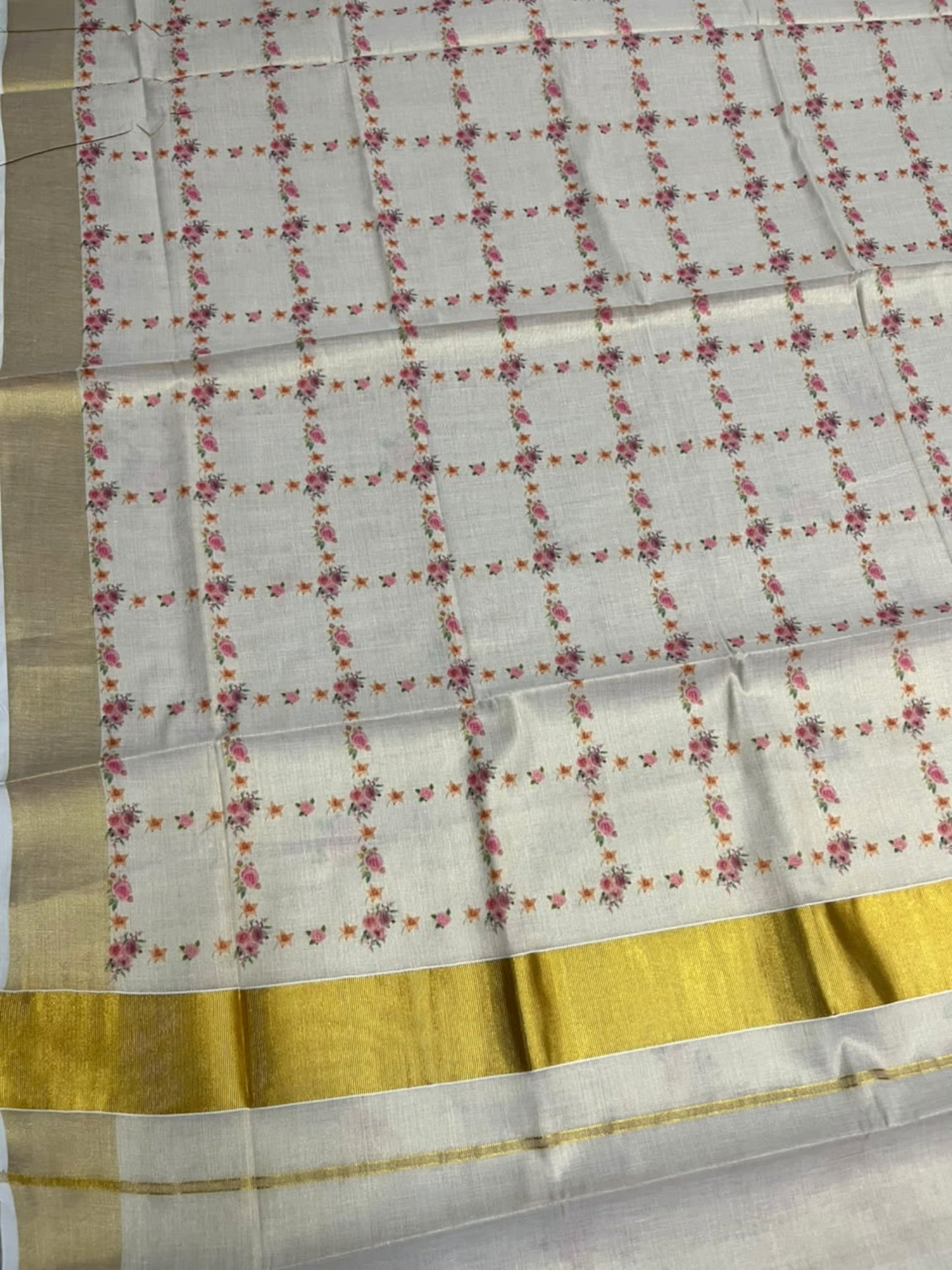 Southloom Tissue Kerala Kasavu Saree with Floral  Printed Designs on Body in Border