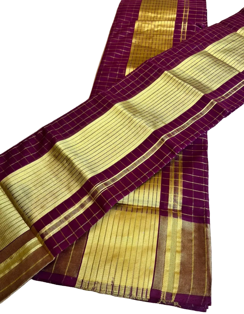 Kerala Cotton Handloom Maroon Set Mundu With Check Desgin On The Body 2.80 Mtrs (With Blouse Piece) SL630