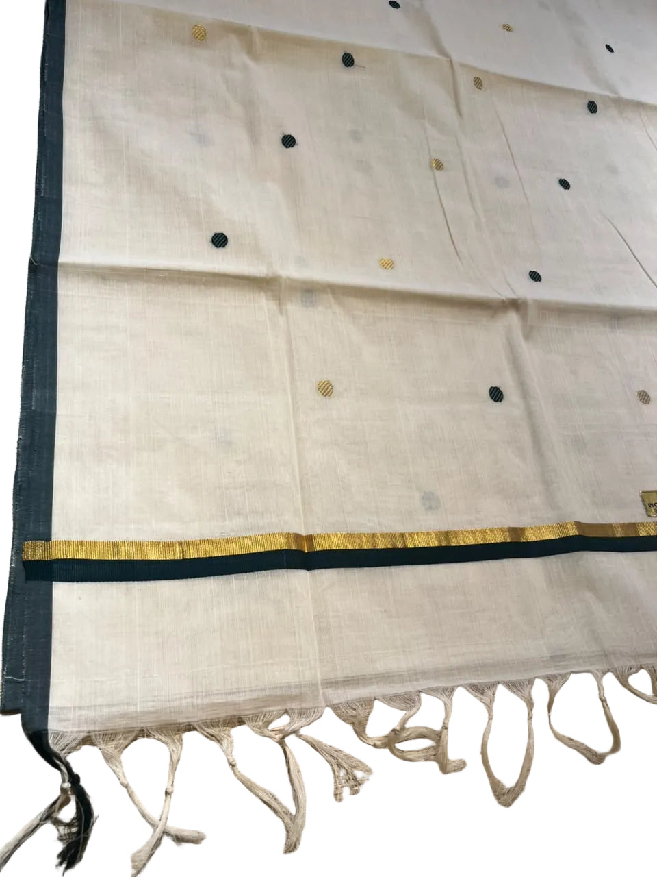 Southloom Kerala Cotton Handloom Saree With Green And Gold Polka Dot On The Body SL629