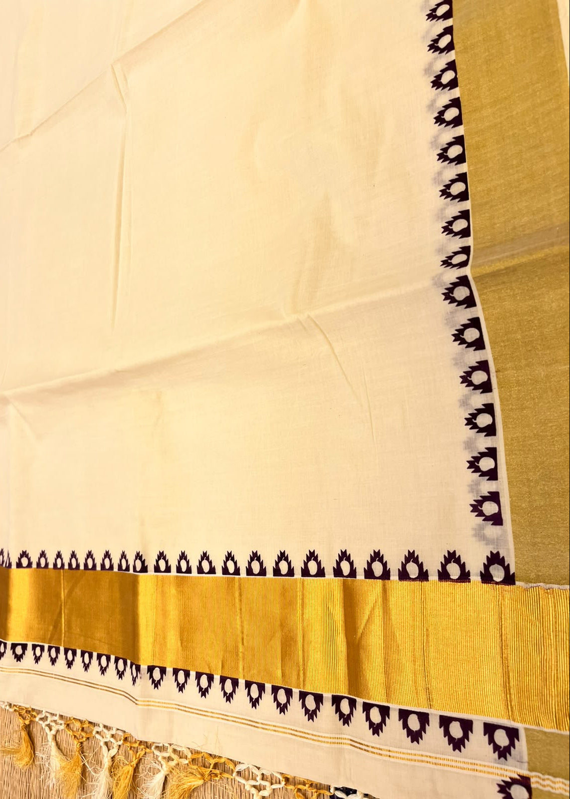 Southloom Cotton Kerala Kasavu Saree With Purple Print