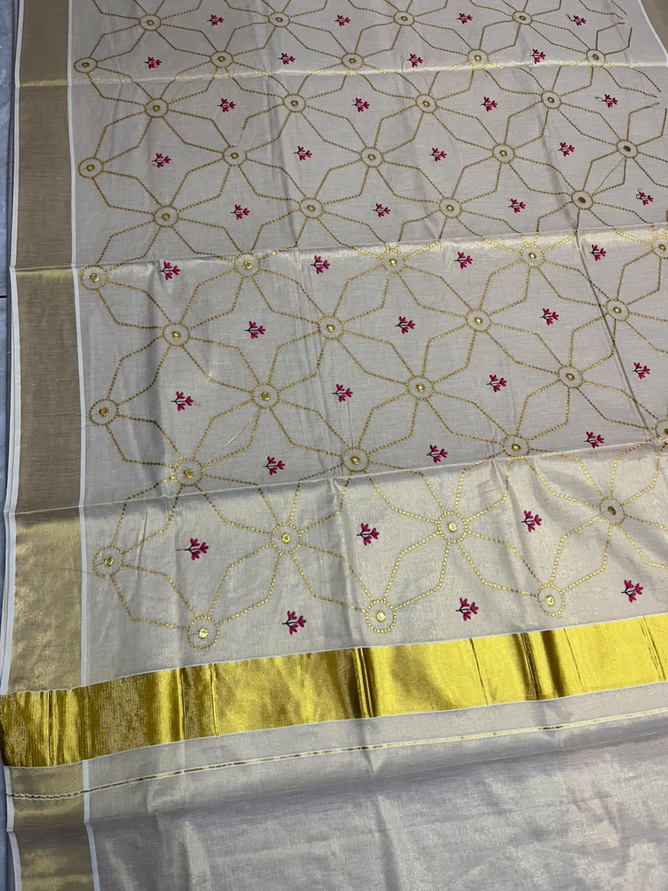 Southloom Kerala Tissue Kasavu Saree with Floral Embroidery Work on Body in Pink