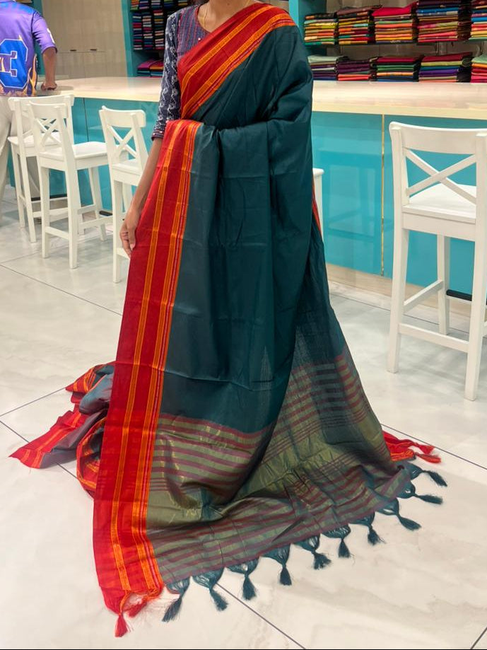 Southloom Gadwal Border Cotton Base Narayanpet Saree with in Green and Red SL265