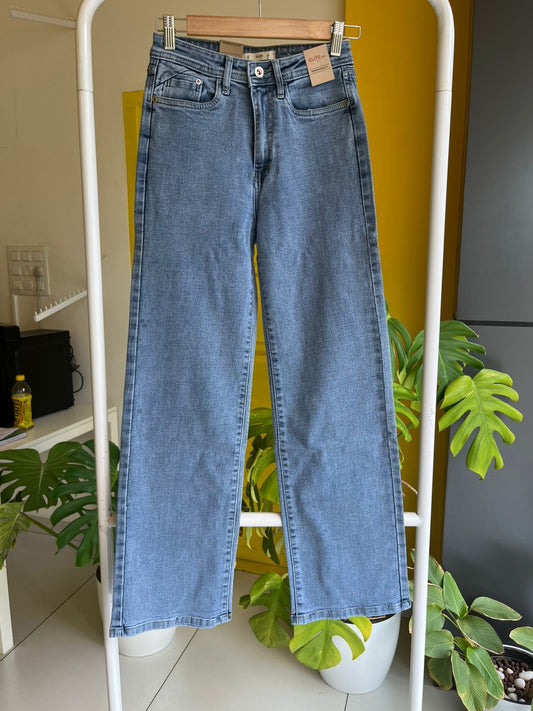 Straight Fit Jeans For Women SL294