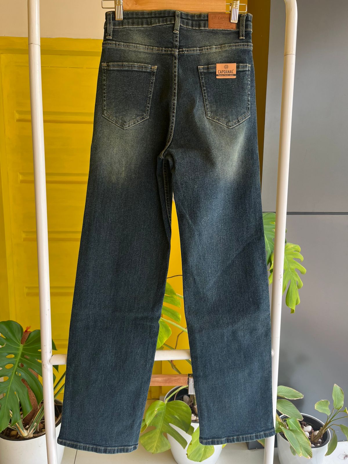 Straight Fit Denim Jeans For Women SL294