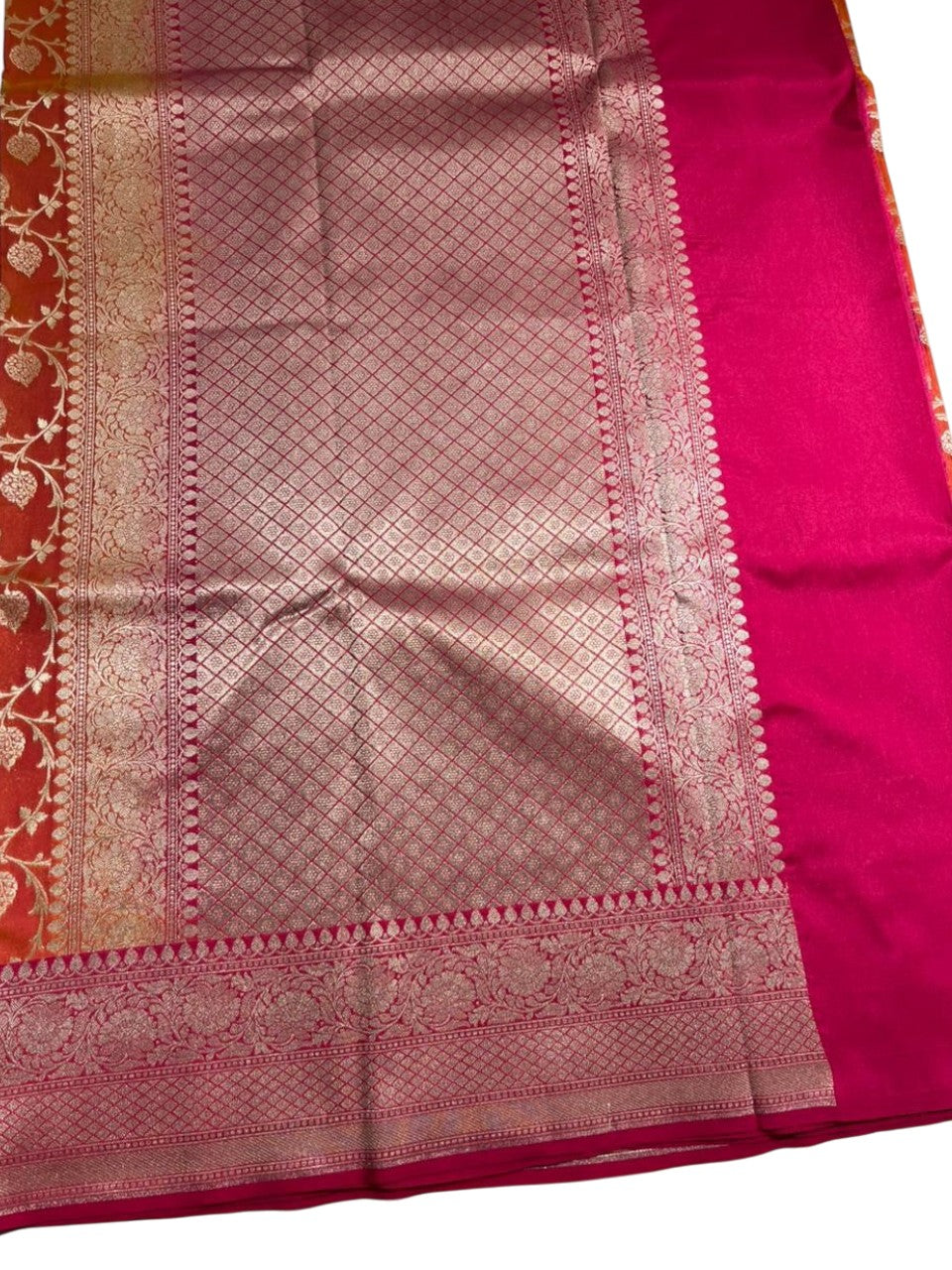 Southloom Pure Banarasi Silk Saree with Woven Work on Body and Borders (Orange And Magenta)