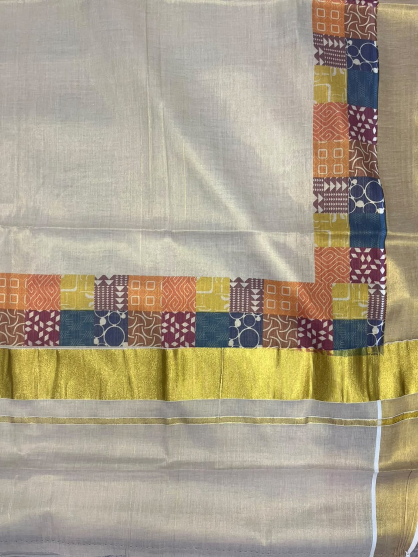 Southloom Kerala Tissue Kasavu Saree in Madras Check Design SL600
