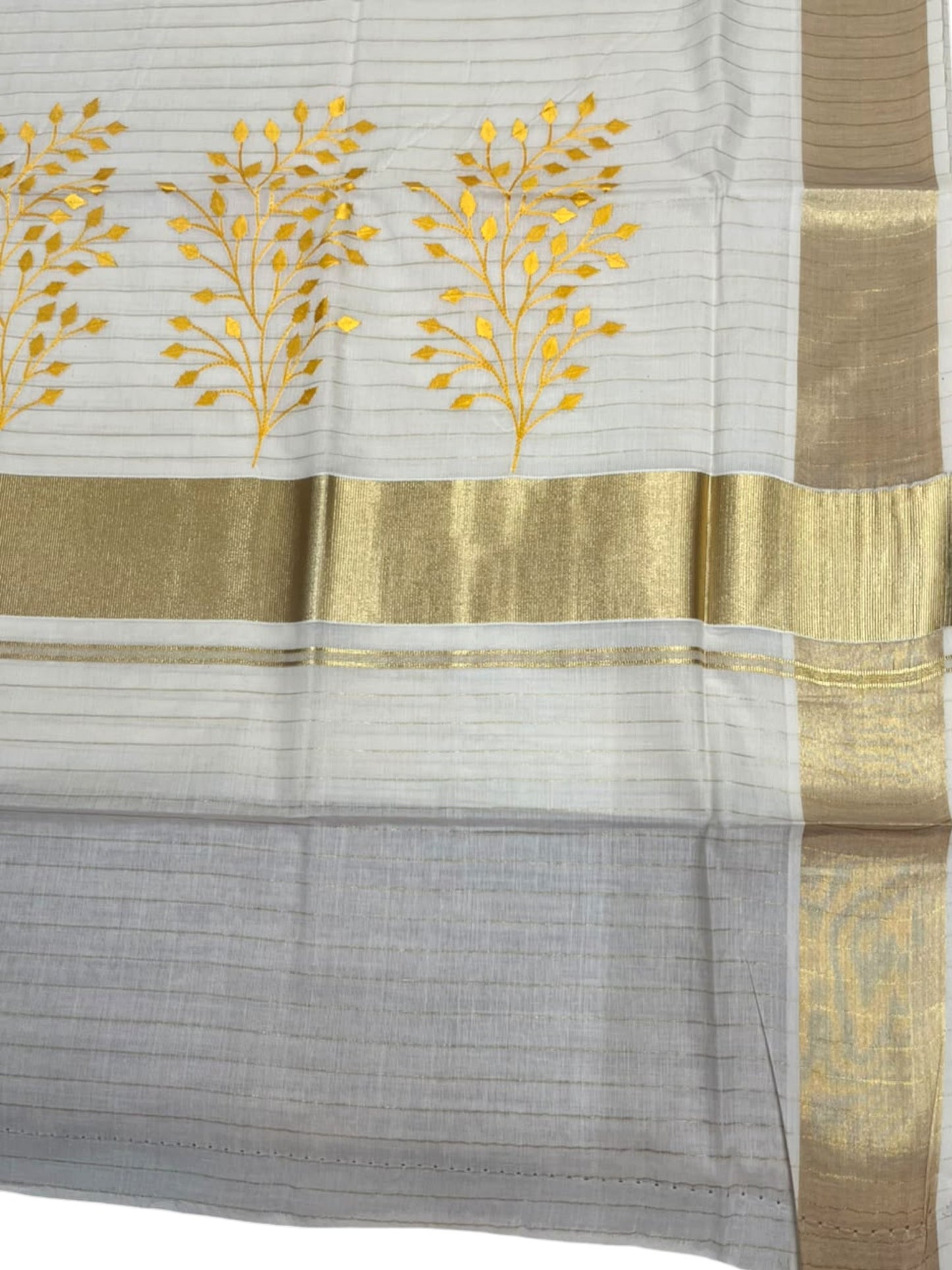 Kerala Southloom Cotton Lines Saree With Yellow Embroidery Design & Kasavu Border SL135