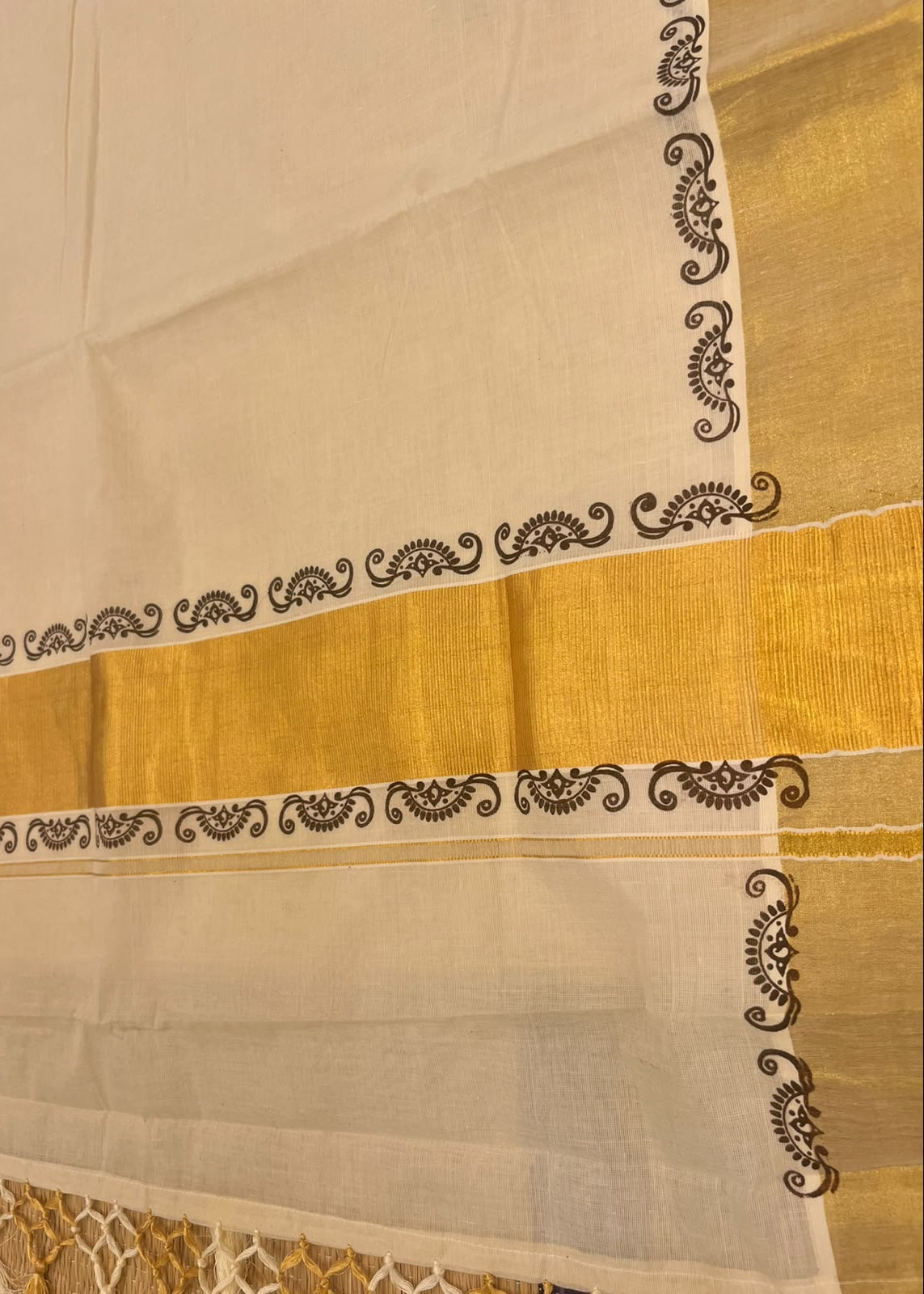 Southloom Kerala Kasavu Cotton Saree with Broad Golden Zari & Brown Print