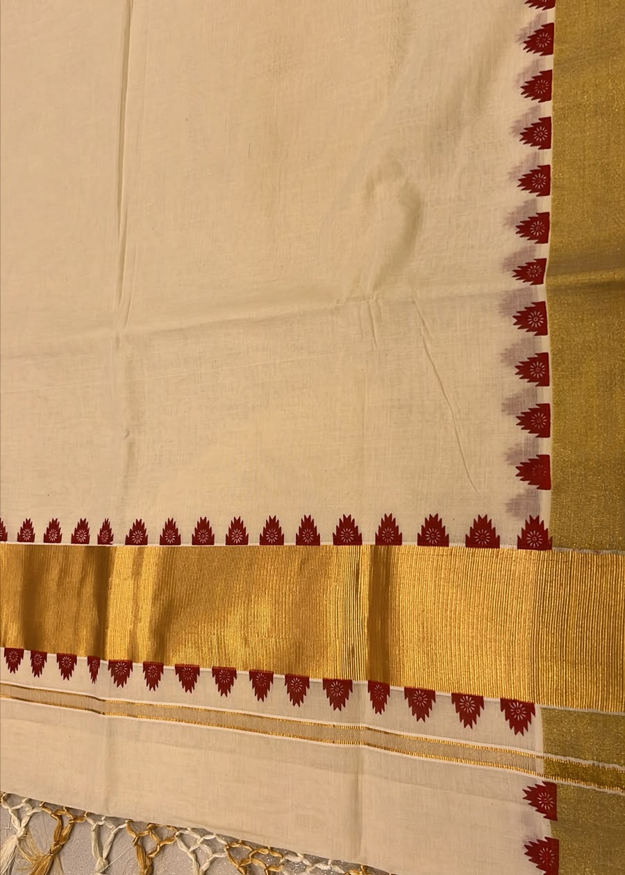 Southloom  Kerala Cotton  Kasavu Saree With Maroon Temple Border And Tassels
