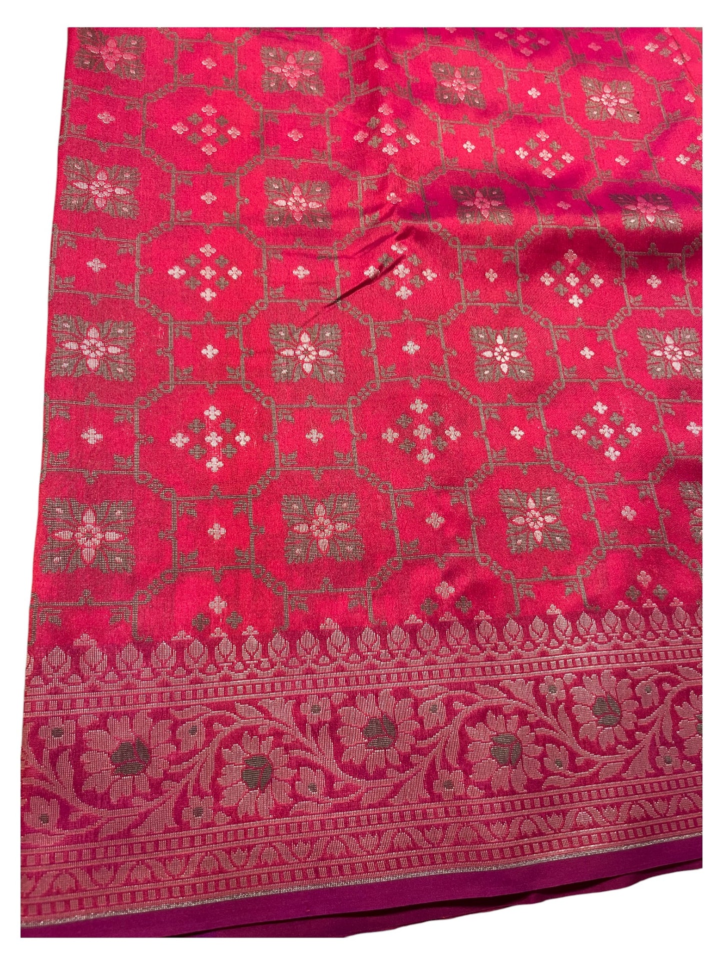 Southloom  Banarasi Silk Saree with Woven Work on Body and Borders