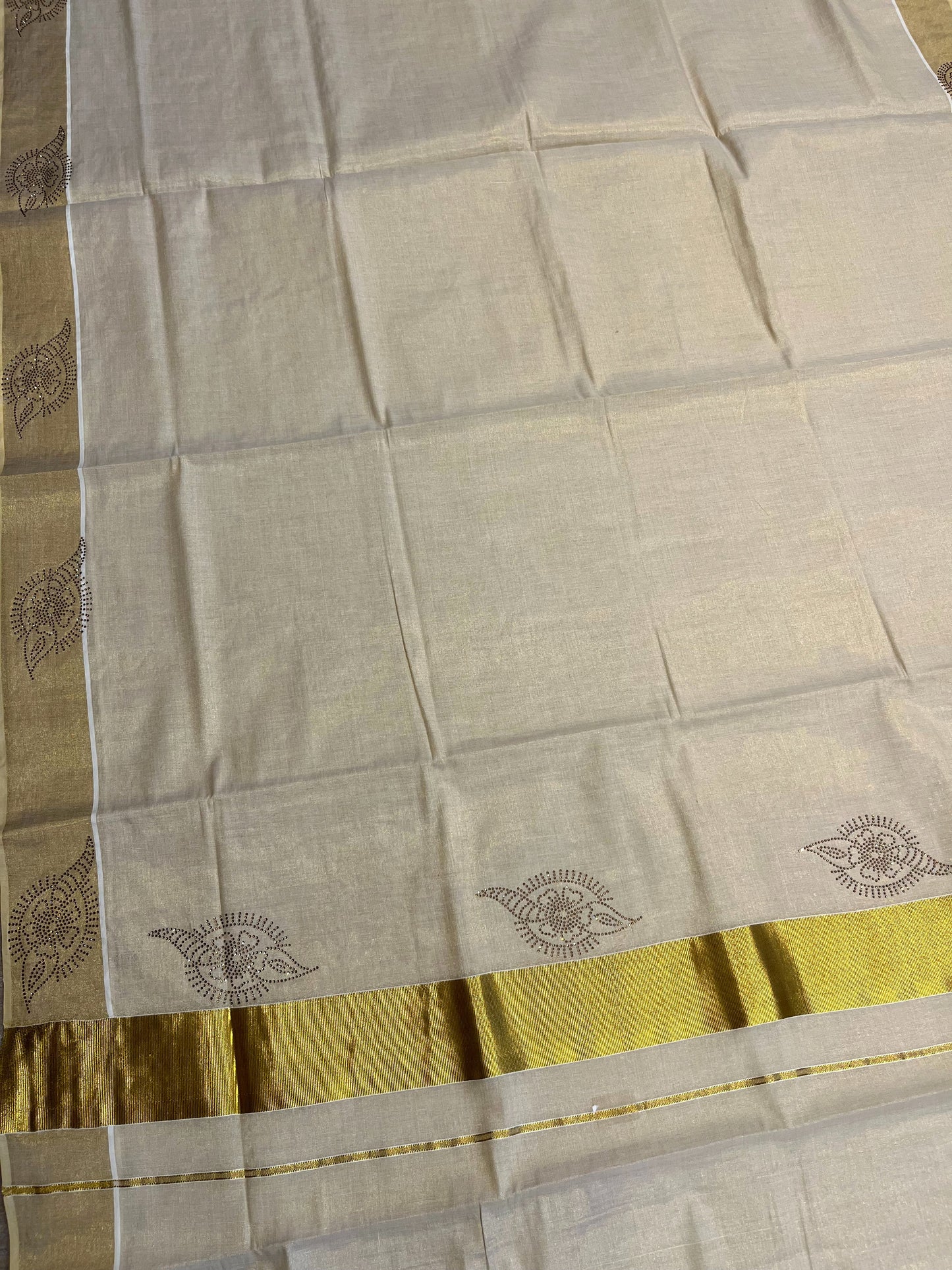 Southloom Kerala Tissue Kasavu Saree with Sequins Work
