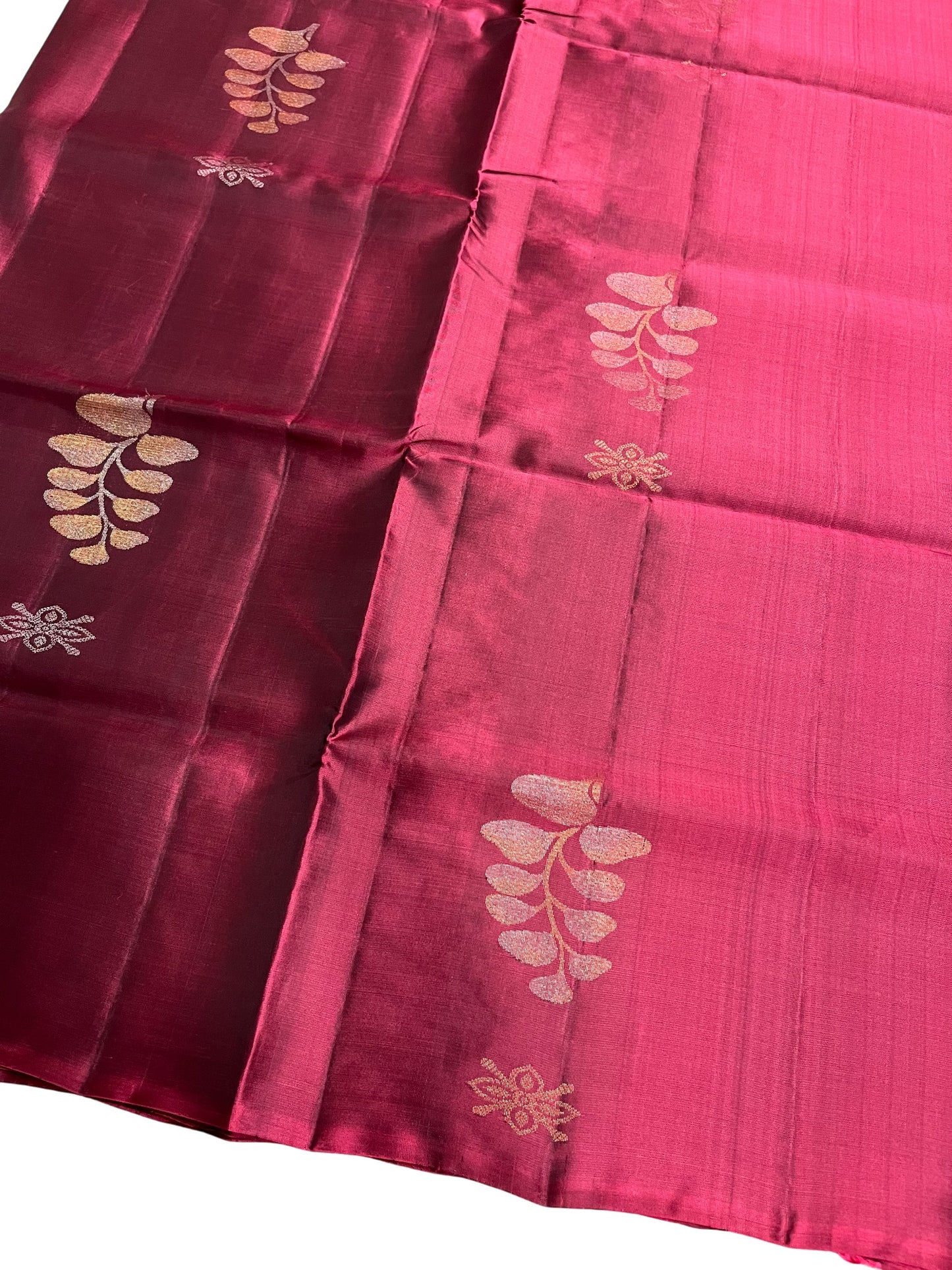 Southloom Pure Handloom Bridal Kanchipuram Silk Saree with Korvai Work (Maroon & Green)