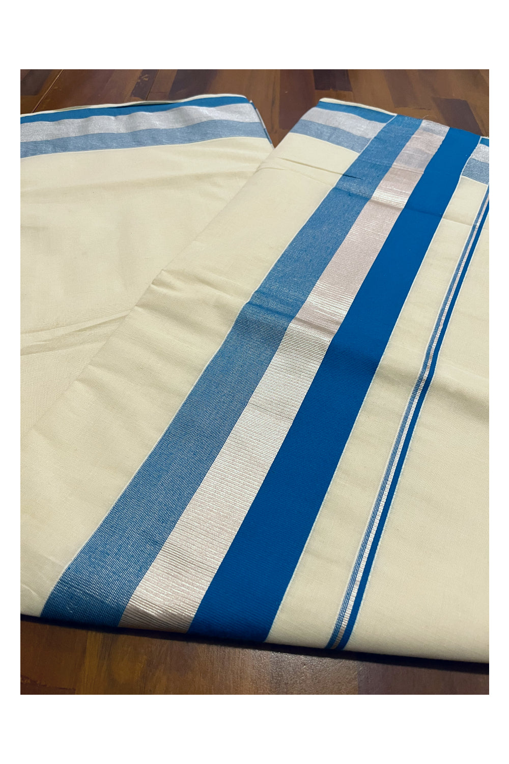 Kerala Pure Cotton Plain Saree with Silver Kasavu and Blue Border (Onam Saree 2023)