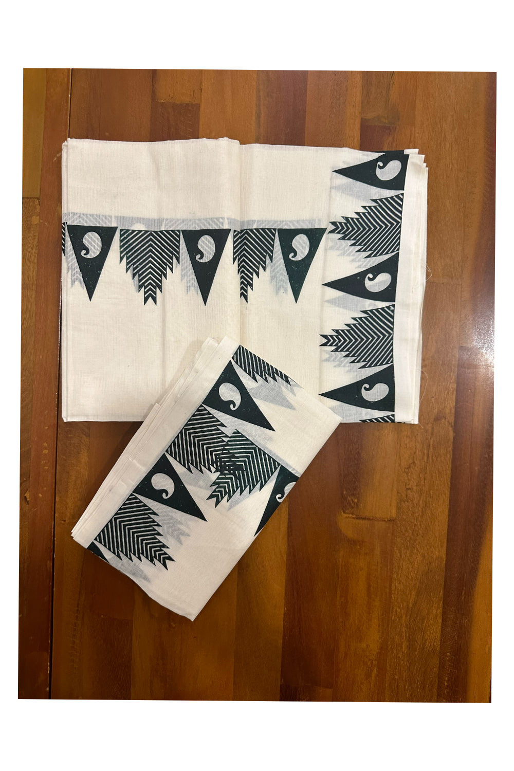 Kerala Cotton Set Mundu (Mundum Neriyathum) with Dark Green Block Printed Border