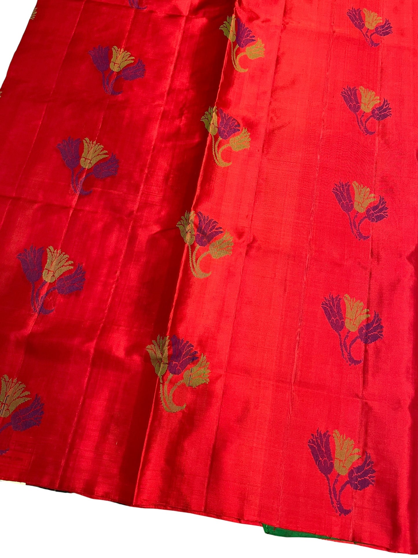 Southloom Pure Handloom Bridal Kanchipuram Silk Saree with Korvai Work (Red & Green)