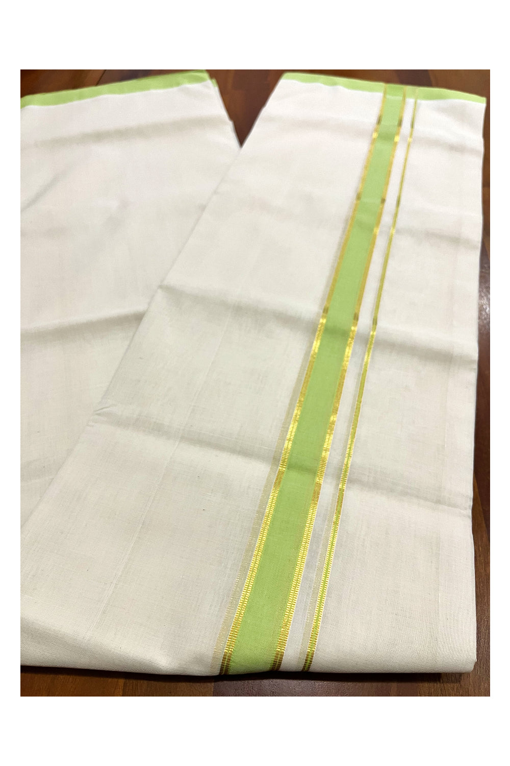 Southloom Premium Balaramapuram Unakkupaavu Handloom Mundu with Kasavu and Light Green Border (South Indian Kerala Dhoti)