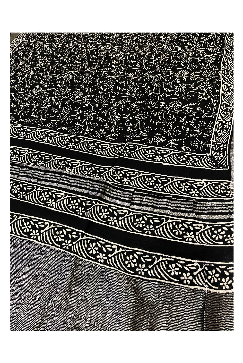 Southloom Designer Printed Black Linen Saree