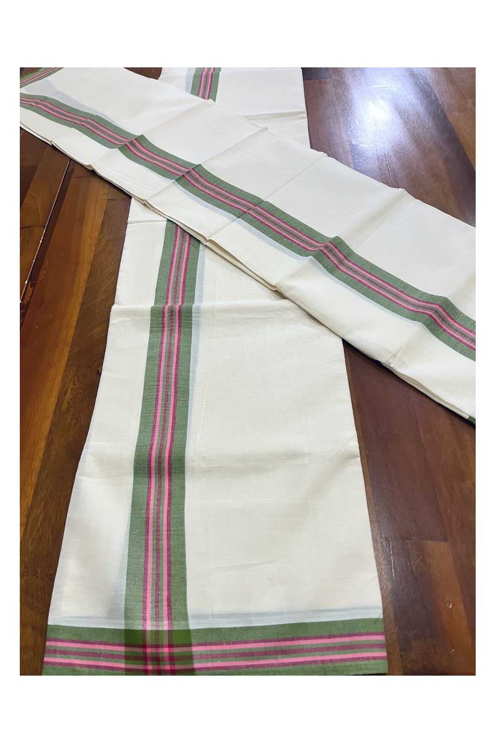 Kerala Cotton Mulloth Mundum Neriyathum Single (Set Mundu) with Green Pink Border (Extra Soft Cotton) 2.80 Mtrs