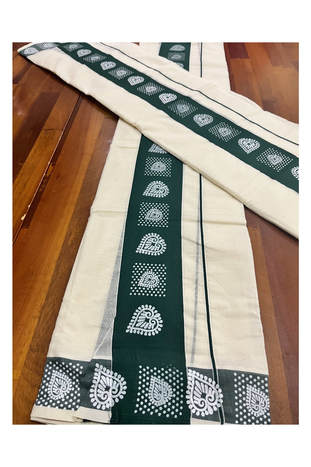 Kerala Cotton Single Set Mundu (Mundum Neriyathum) with Block Prints in Dark Green Border