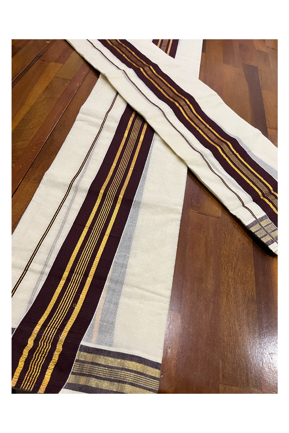 Pure Cotton Kerala Single Set Mundu (Mundum Neriyathum) with Brown and Kasavu Border (Onam Set Mundu 2023)