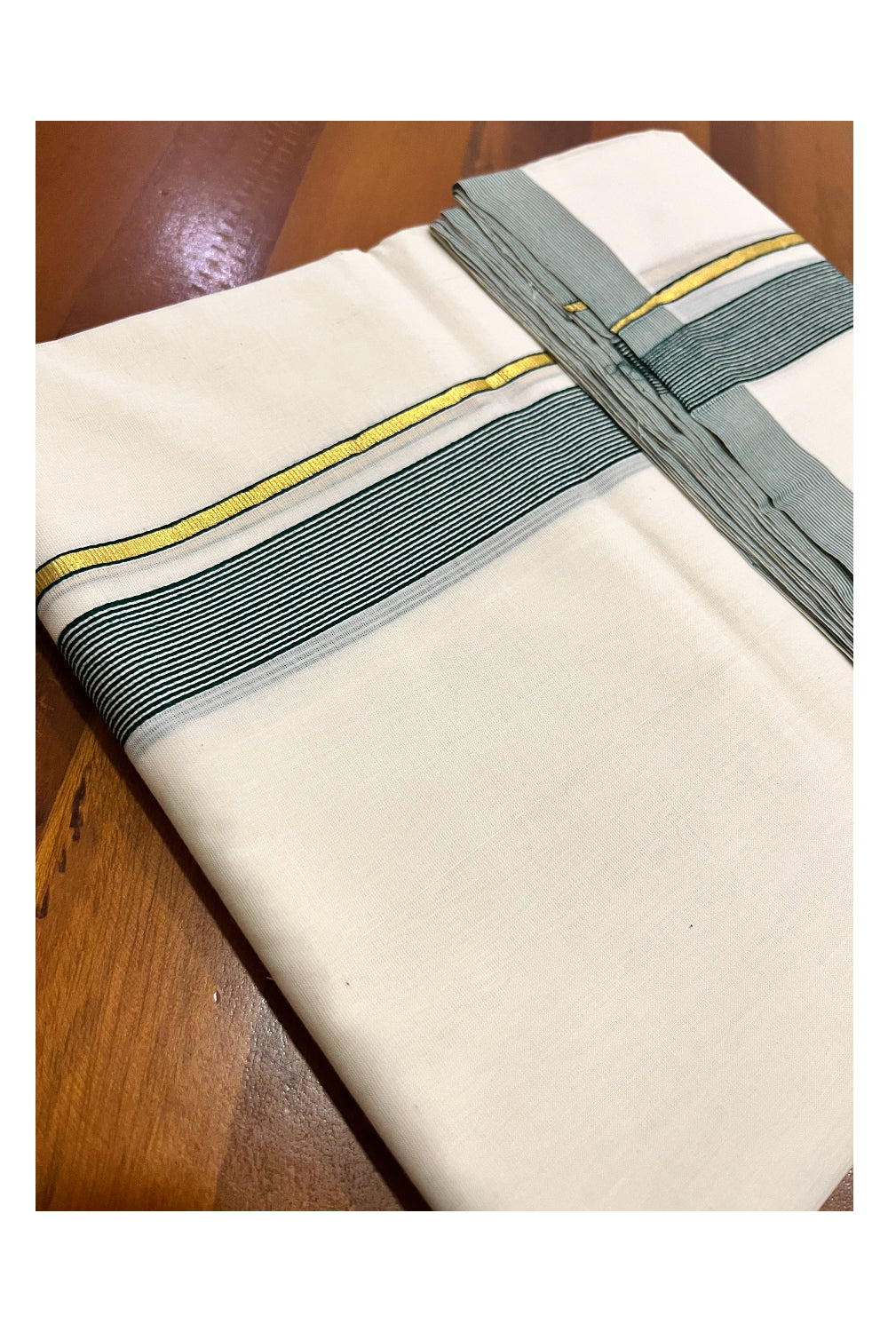 Southloom Premium Balaramapuram Unakkupaavu Handloom Mundu with Kasavu Mundu with and Green Border (South Indian Kerala Dhoti)