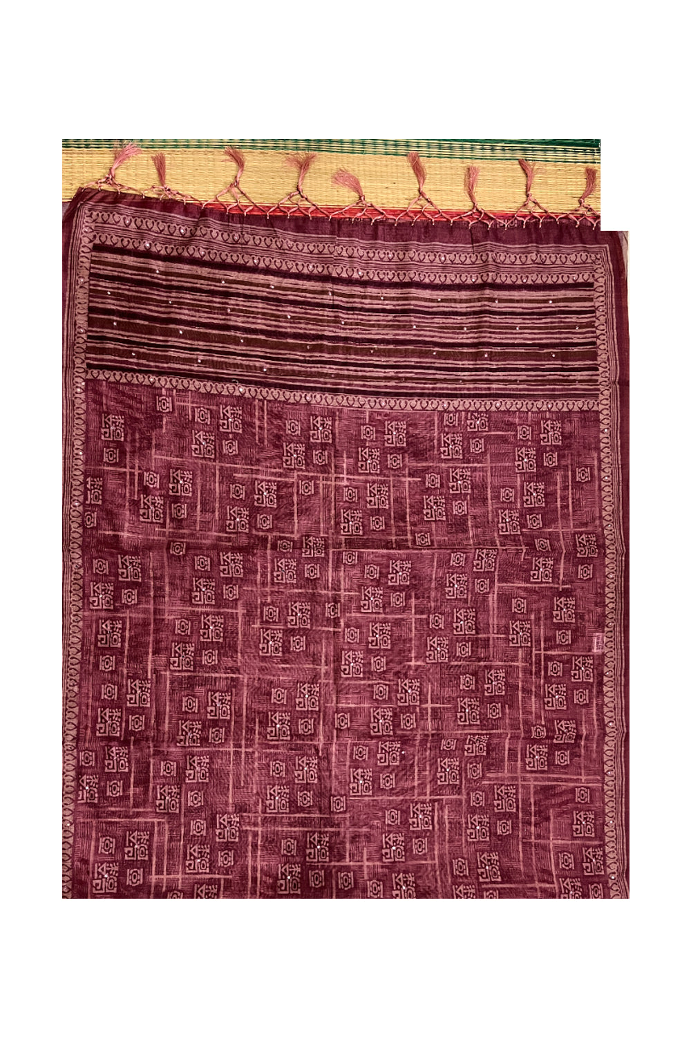 Southloom Art Silk Magenta Saree with Designer Prints on Body