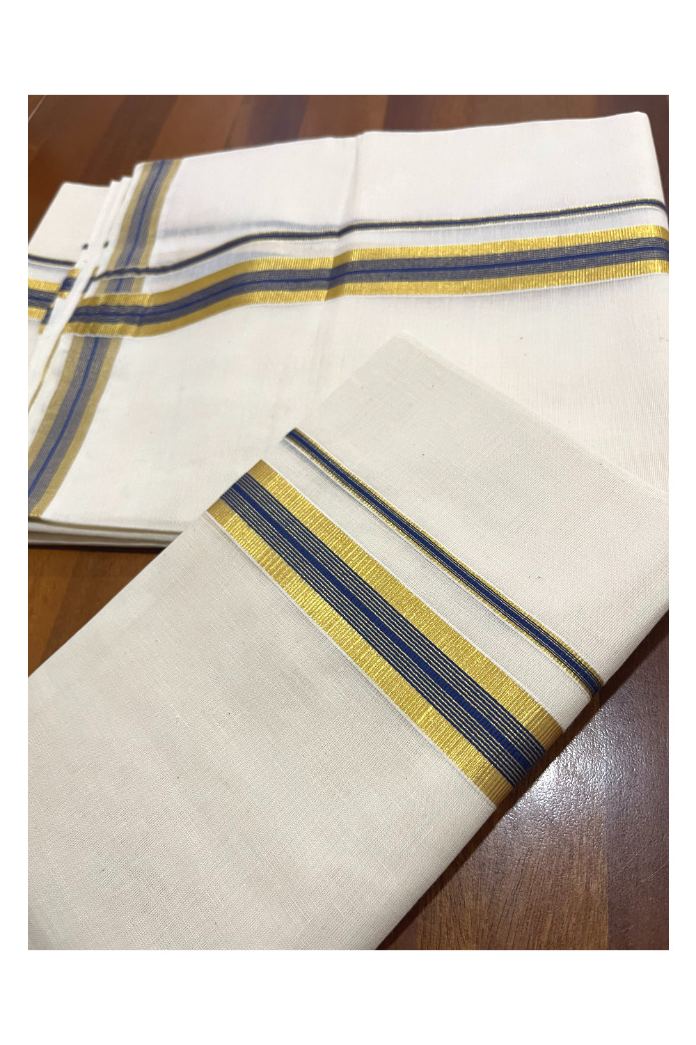 Pure Cotton Kerala Single Set Mundu (Mundum Neriyathum) with Blue Kasavu Border 2.80 Mtrs