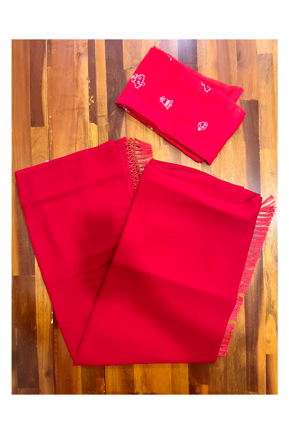 Southloom Art Silk Red Designer Plain Saree with Embroidery Work Blouse Piece